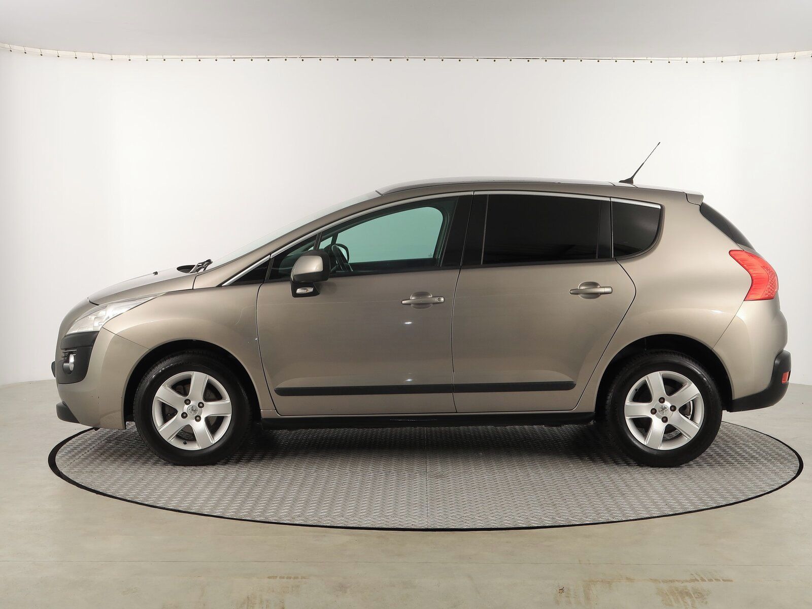 Peugeot 3008, 1.6 HDi - fotka 3