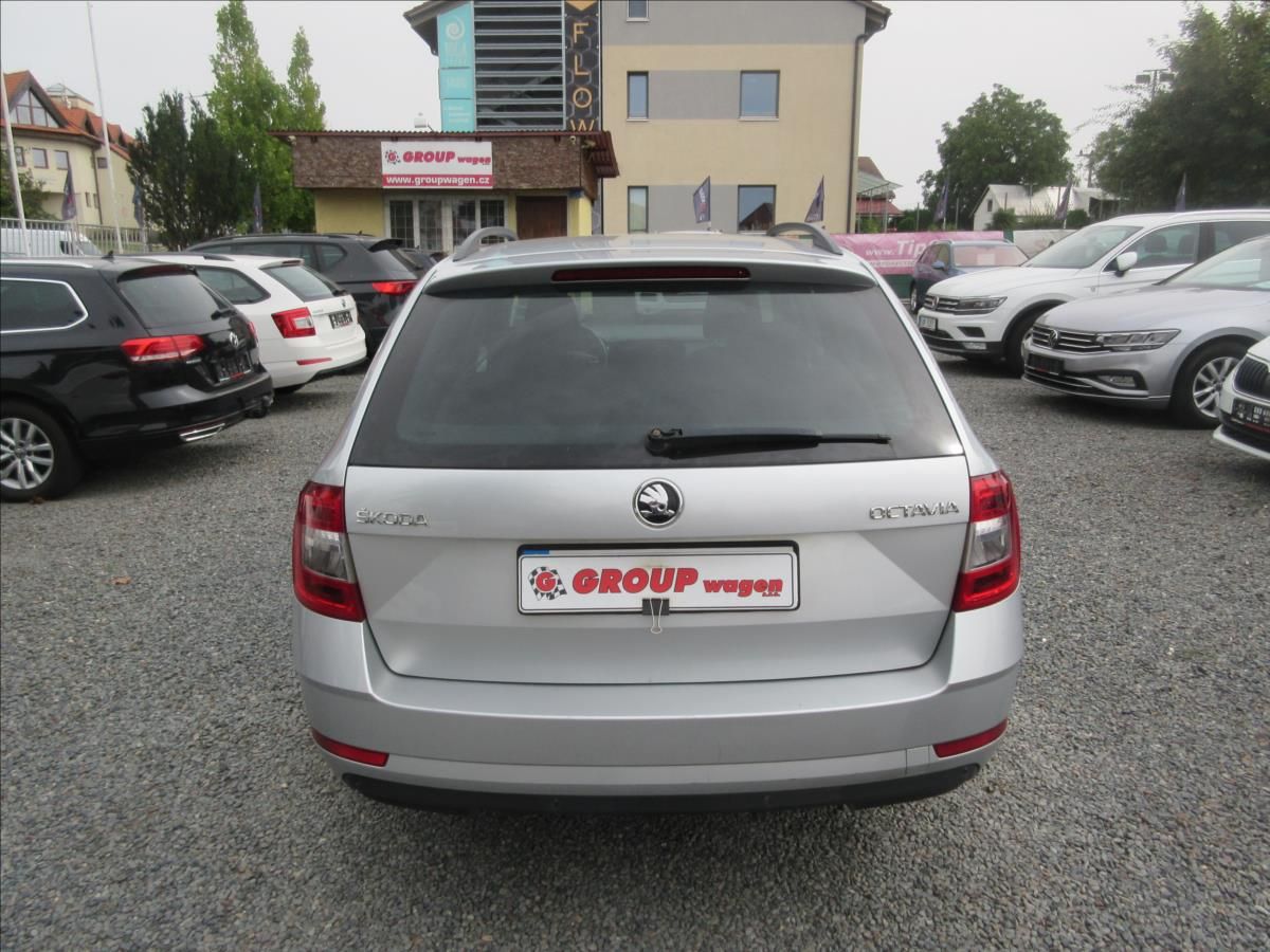 Škoda Octavia, 1,6 TDI DSG 85 kW - fotka 5