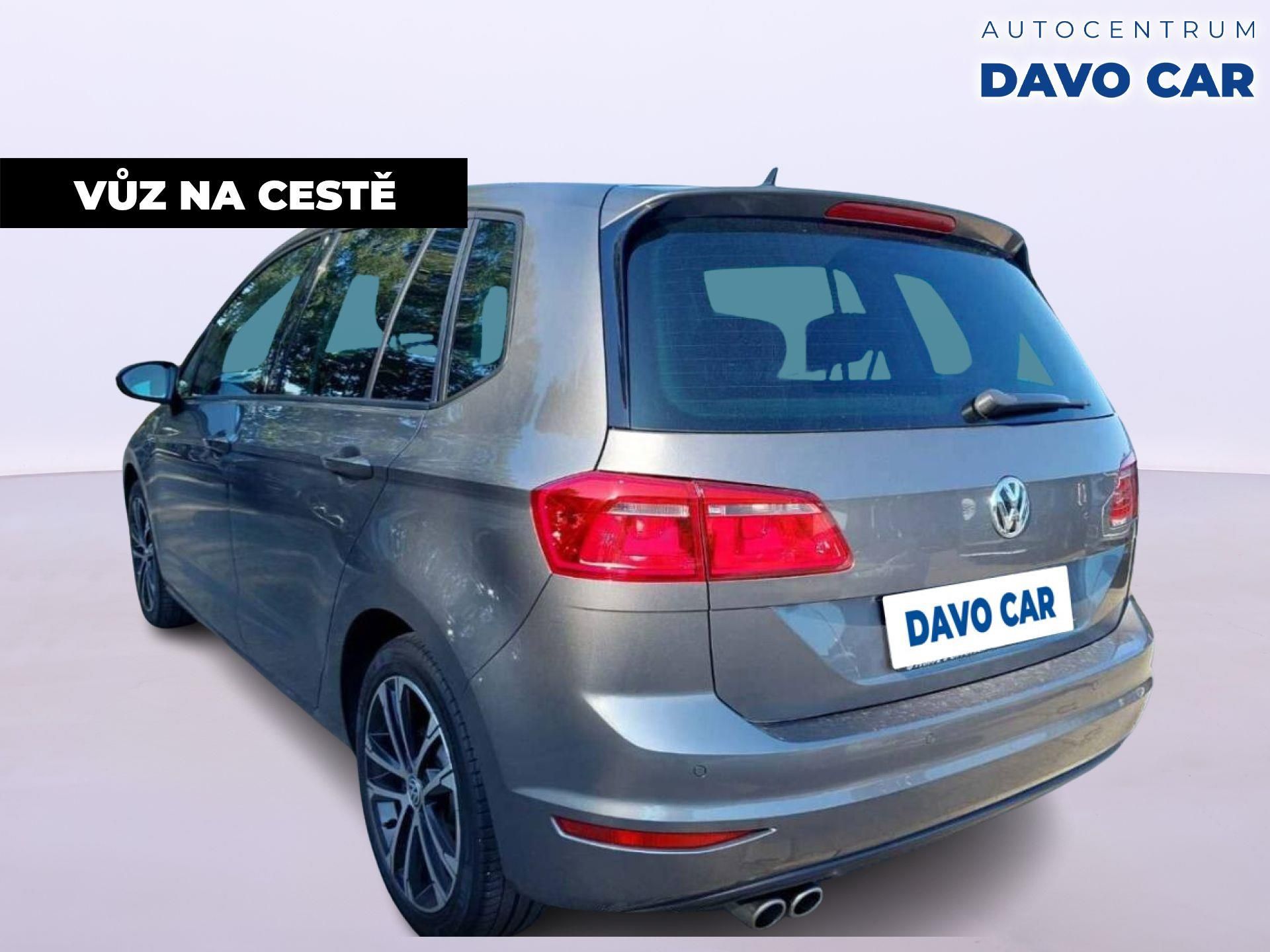 Volkswagen Golf Sportsvan, 2,0 TDI 110 kW Lounge Xenon - fotka 2