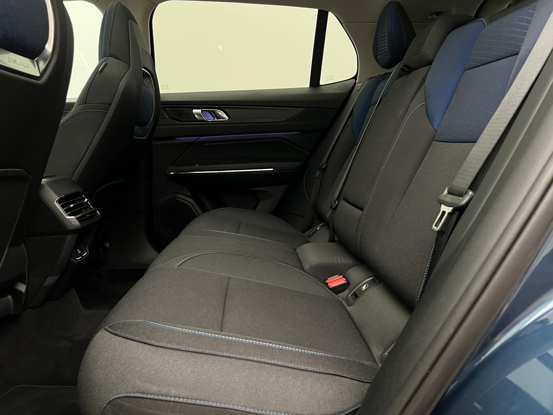 Lynk & Co 01, PHEV AUT - fotka 6
