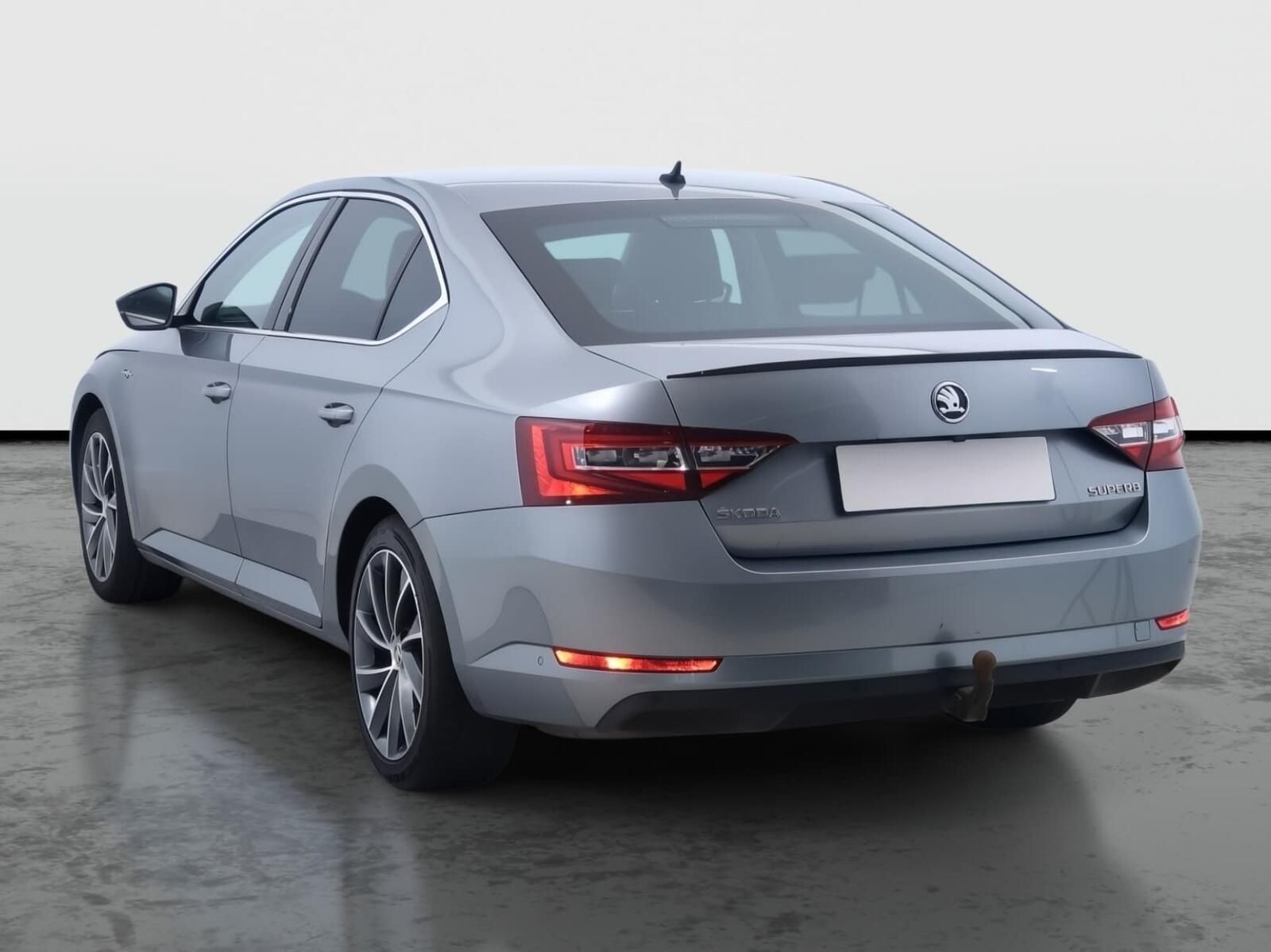 Škoda Superb, 2.0 TDI, Laurin&Klement, 4X4 - fotka 4