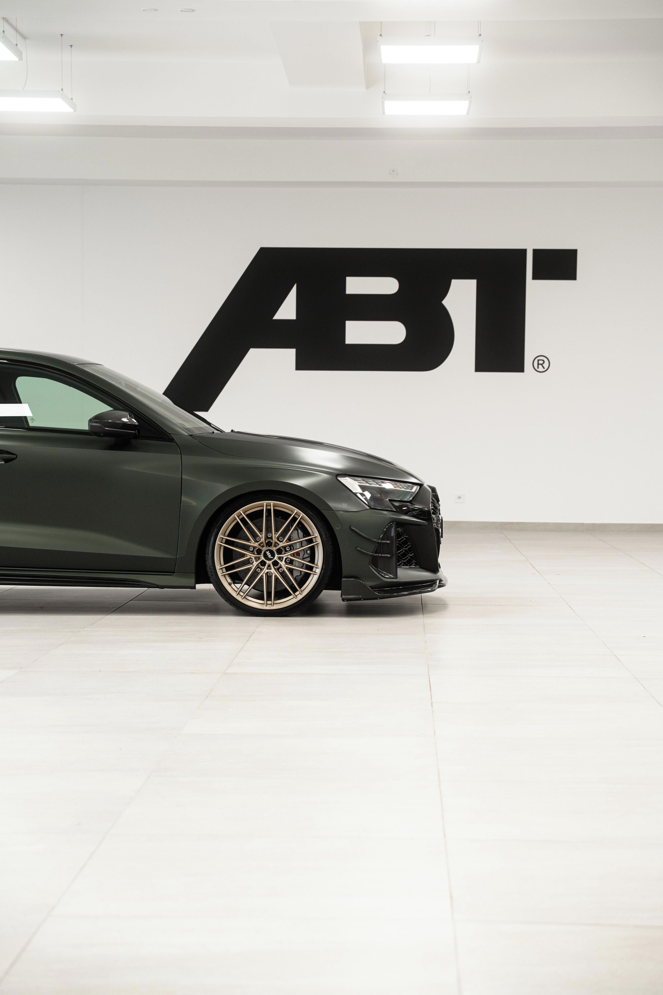Audi RS3, -R ABT 1 of 125 - DPH, PPF, CZ - fotka 4