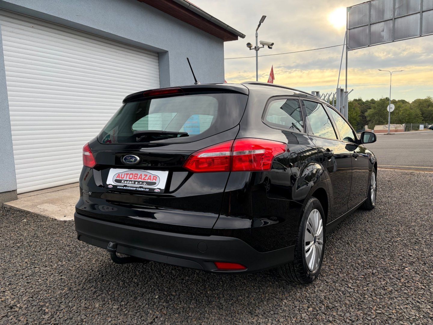 Ford Focus, Turnier 1,6 SERVISKA - fotka 6