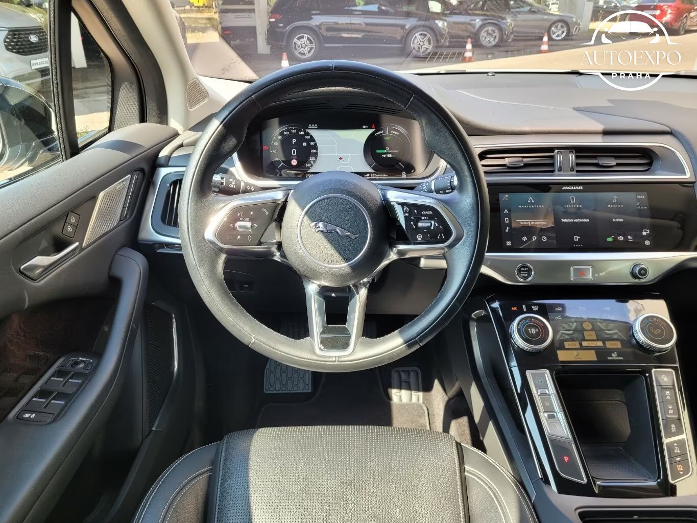 Jaguar I-Pace, EV400 S*PANORAMA*Matrix-LED - fotka 6