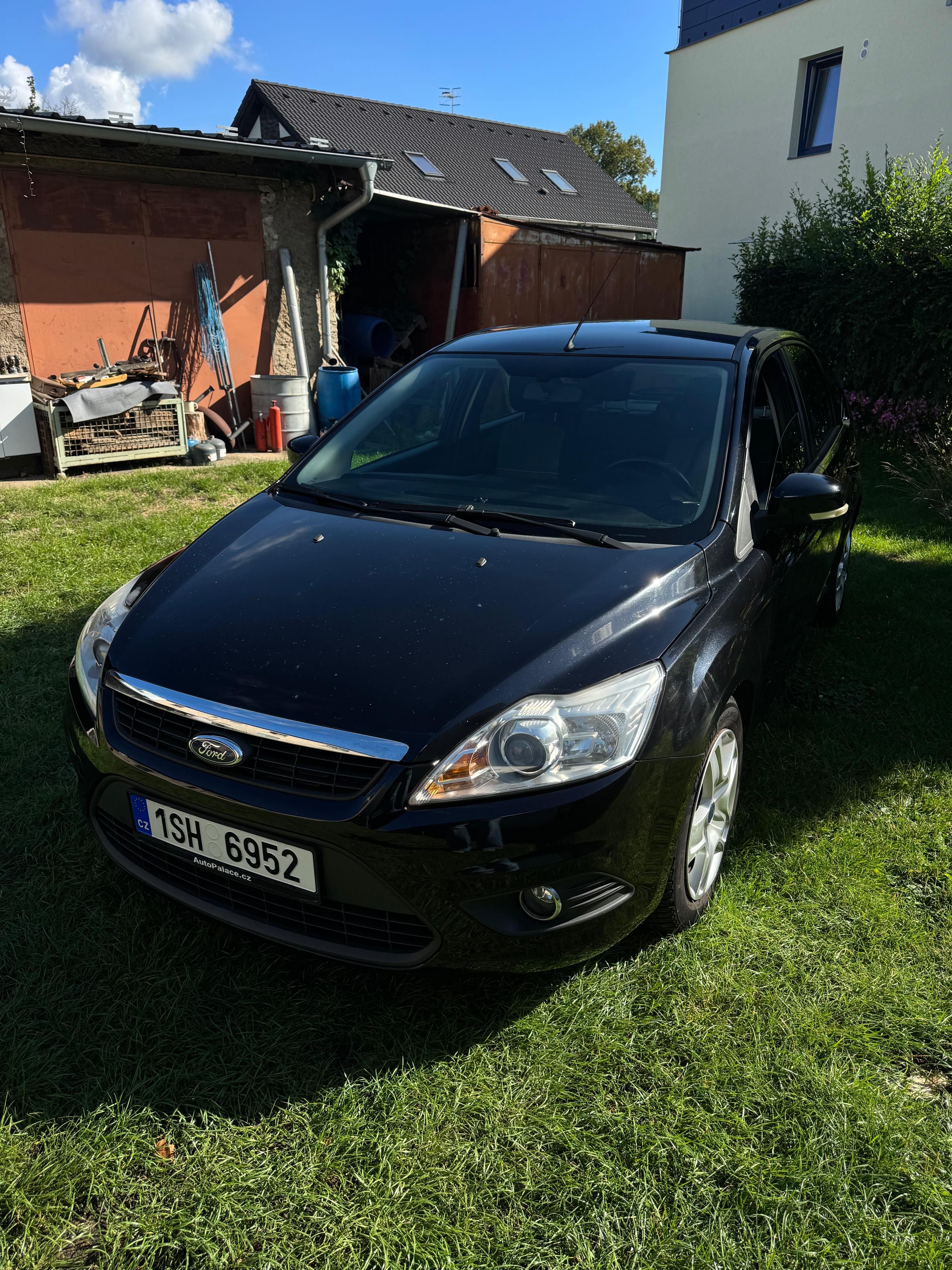 Ford Focus, Ford Focus 1.6 16V - fotka 2