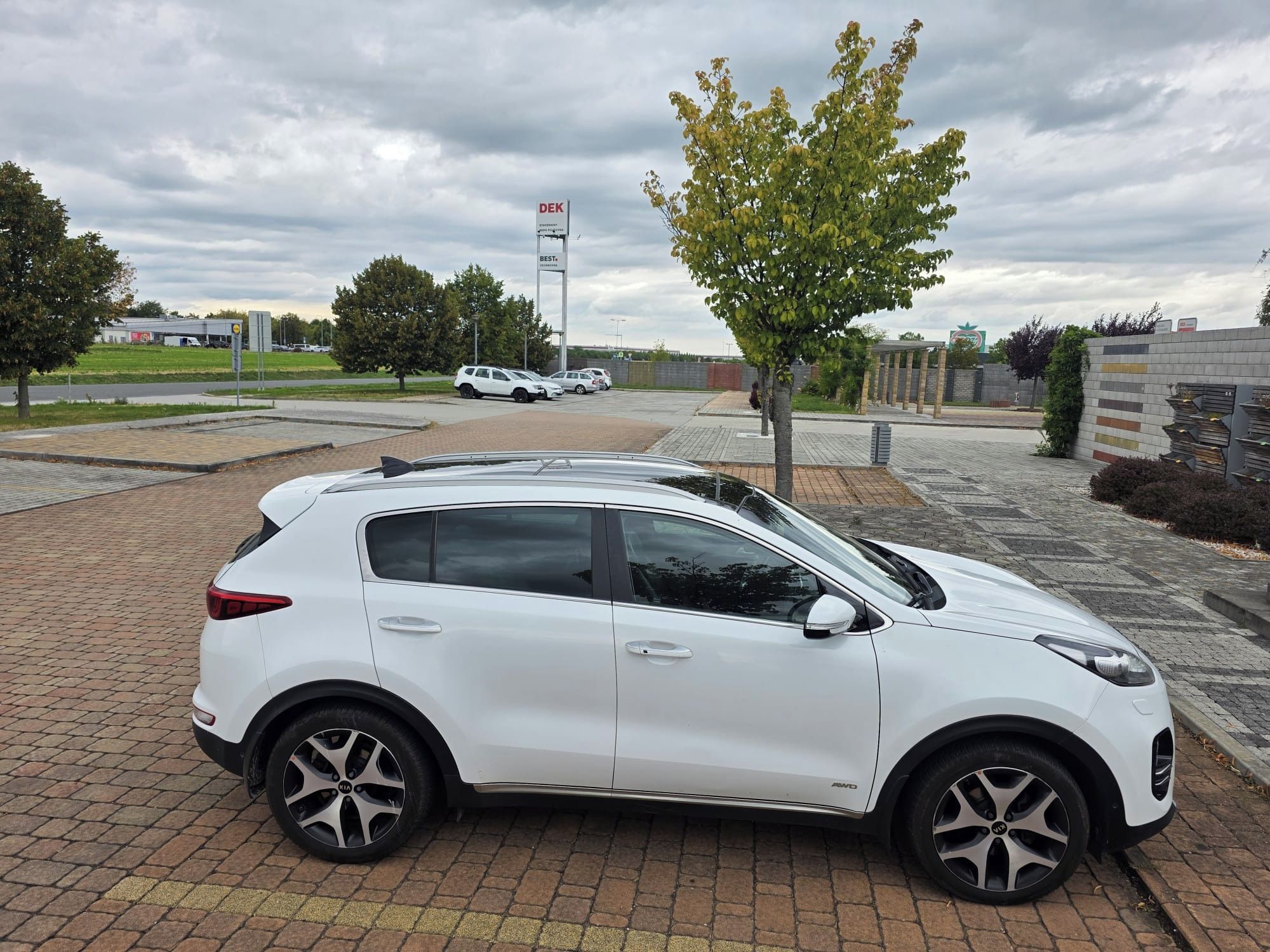 Kia Sportage, 2,0 CRDI GT Line - fotka 3