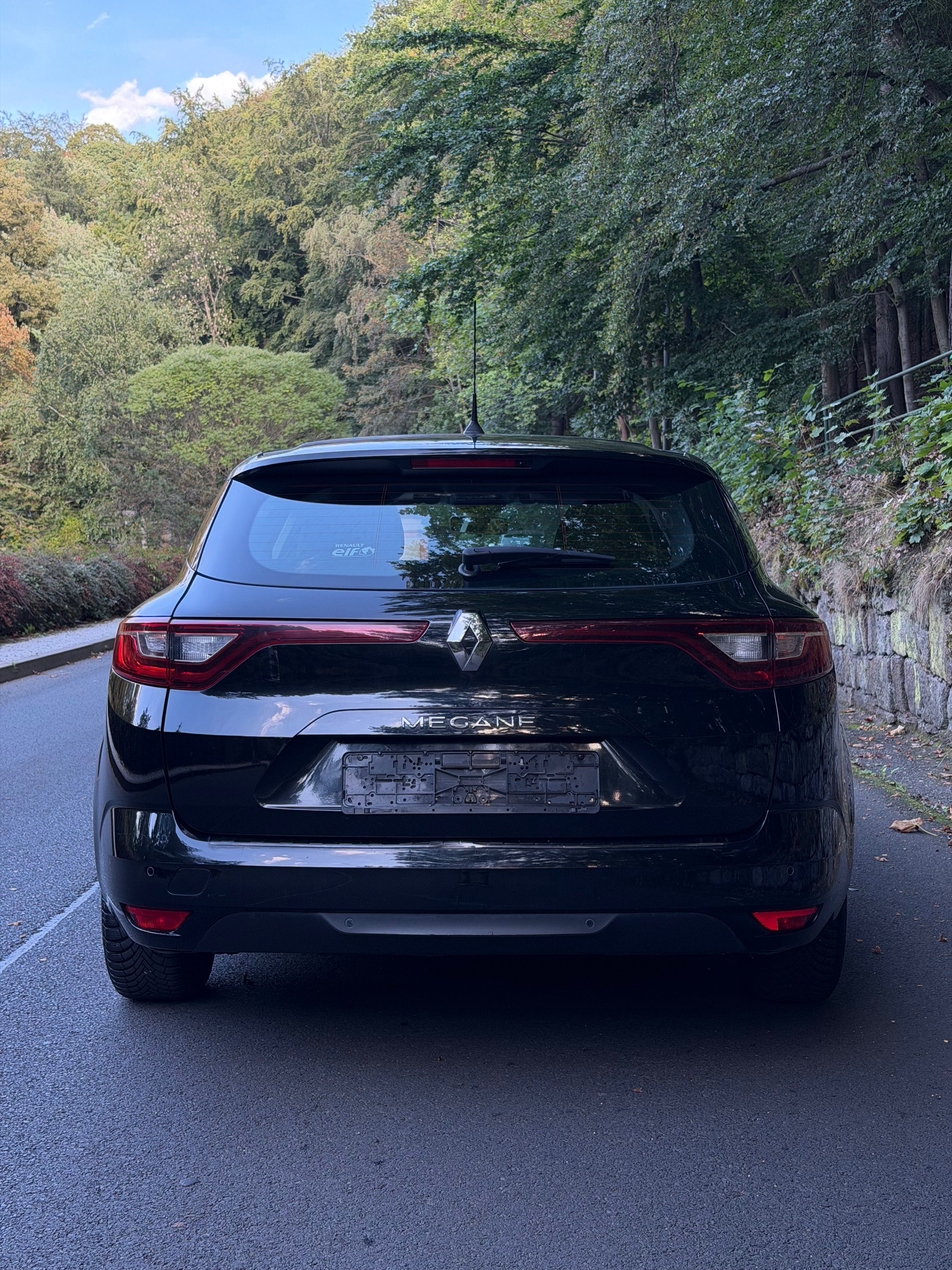 Renault Mégane, Grandtour 1.2 TCe Manual 2018 - fotka 4