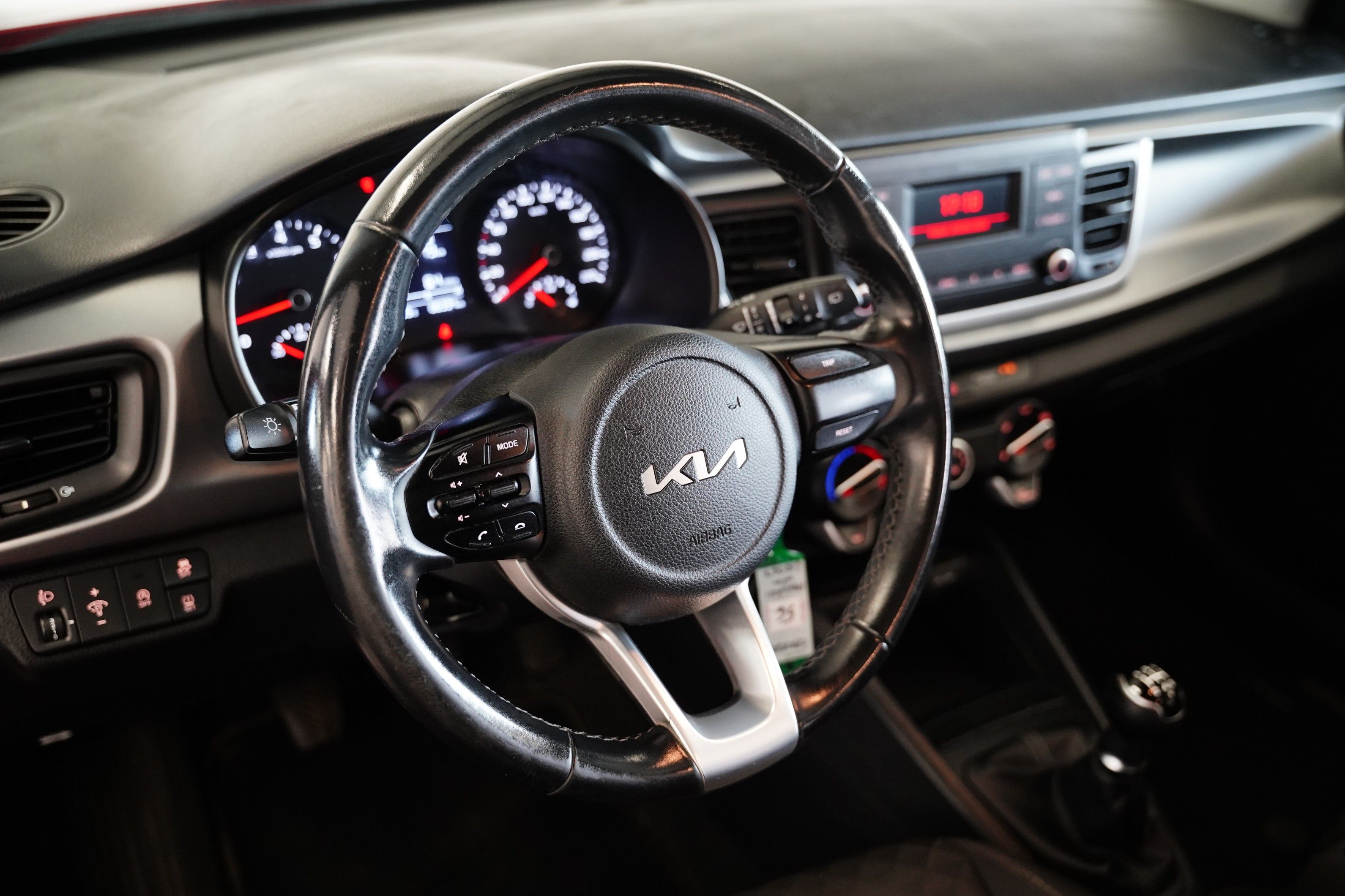 Kia Rio, 1.2 i 62  kW - fotka 6