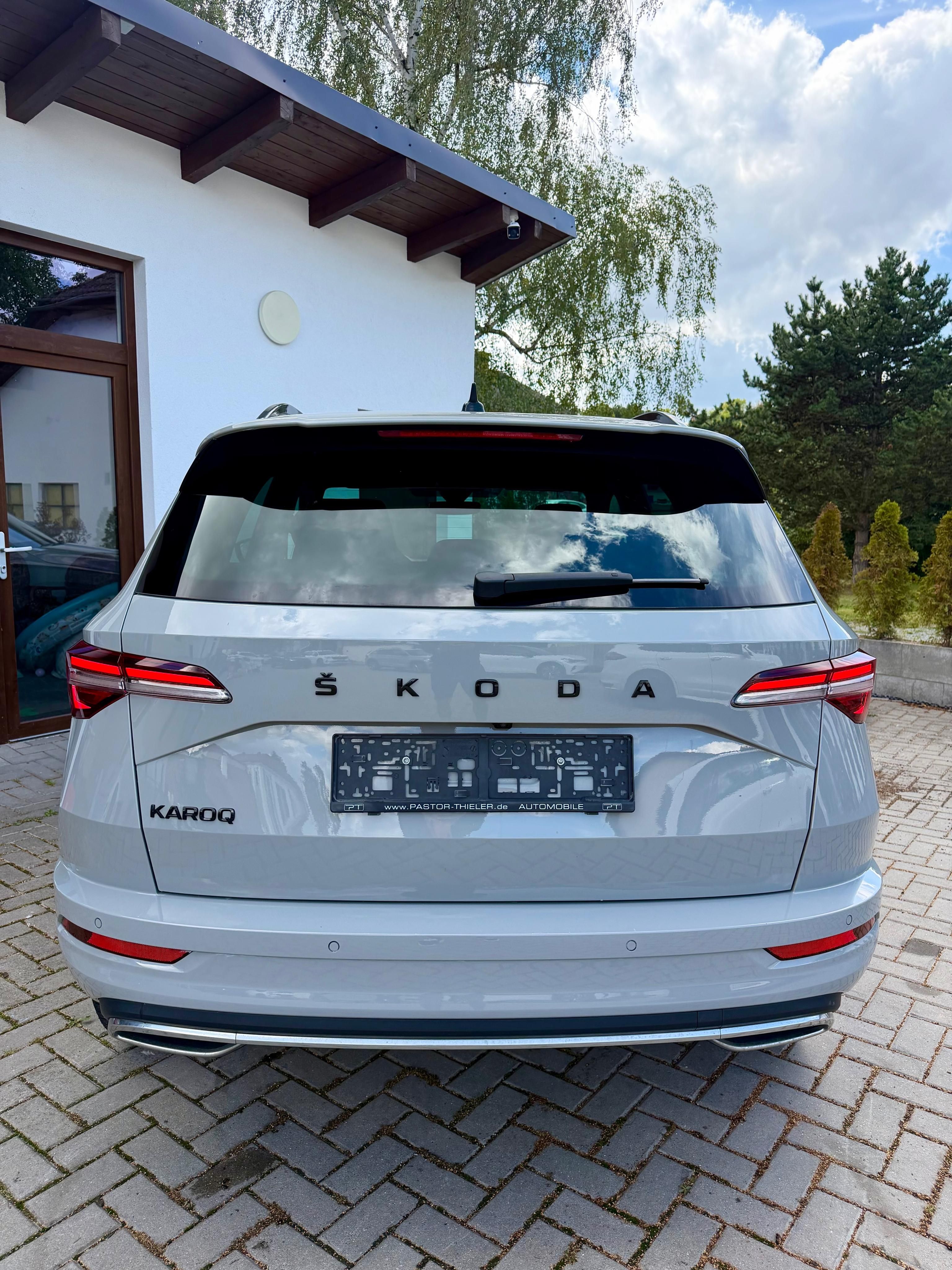 Škoda Karoq, Sport Line 1.5 TSI MATRIX DCC - fotka 6