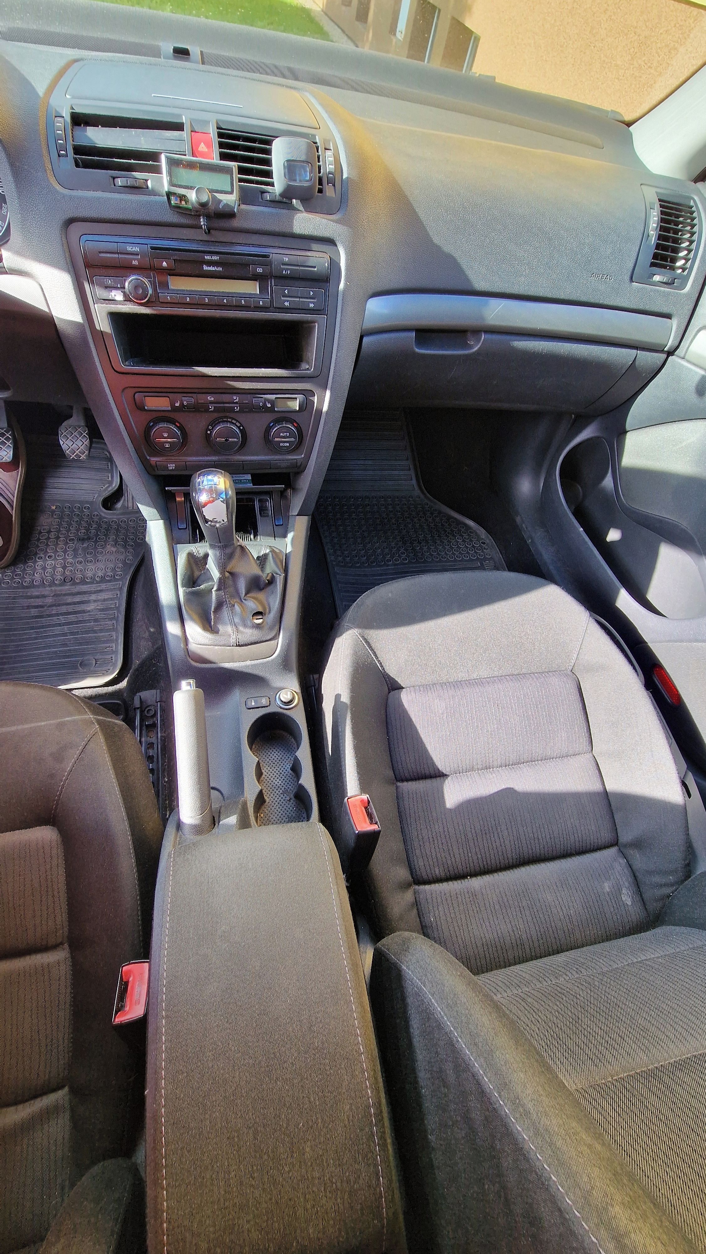 Škoda Octavia, Škoda Octavia Combi 1.9 TDI - fotka 6