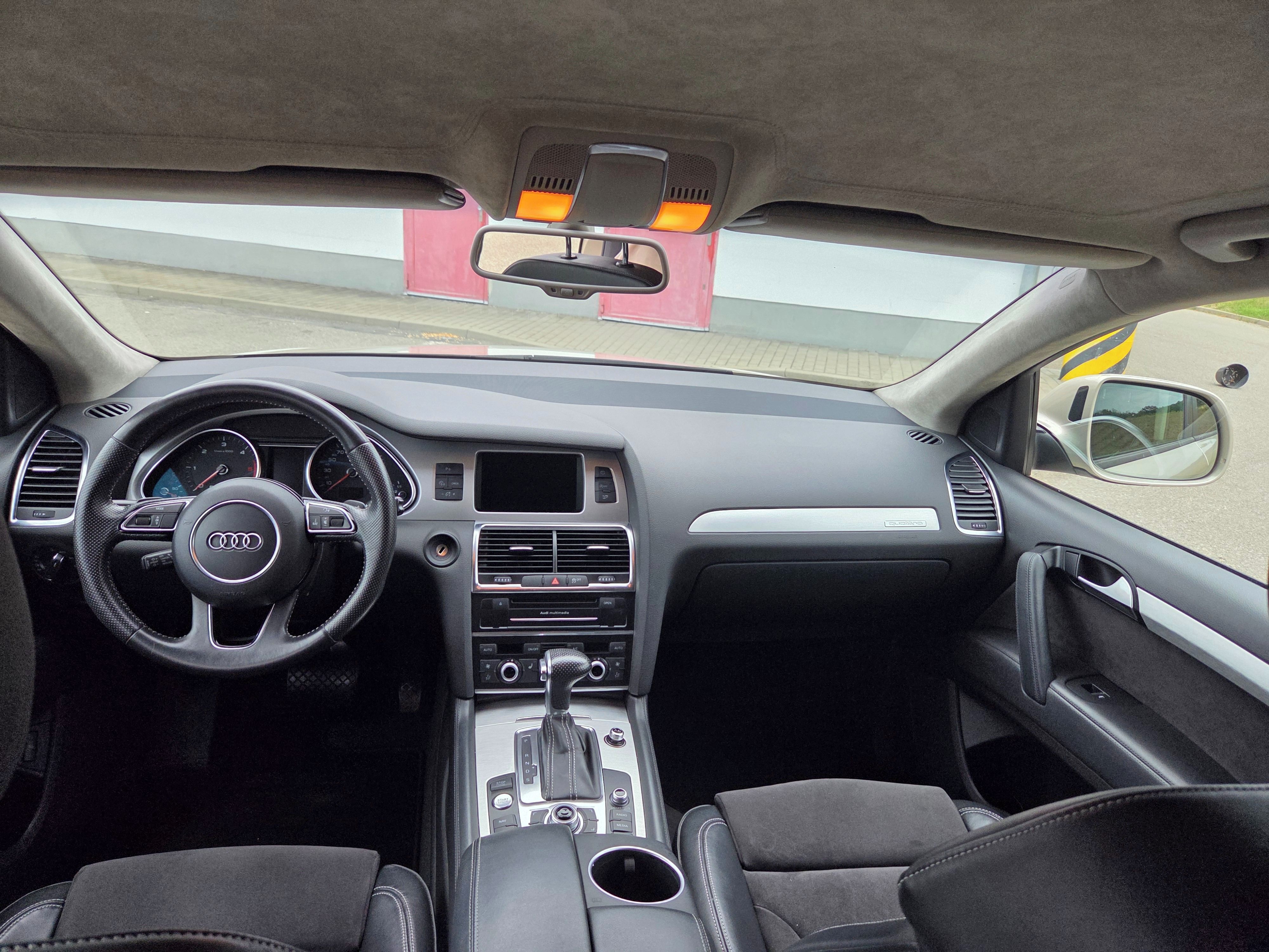Audi Q7, Q7 3.0 TDI,7míst,1. MAJ.ČR,DPH - fotka 5