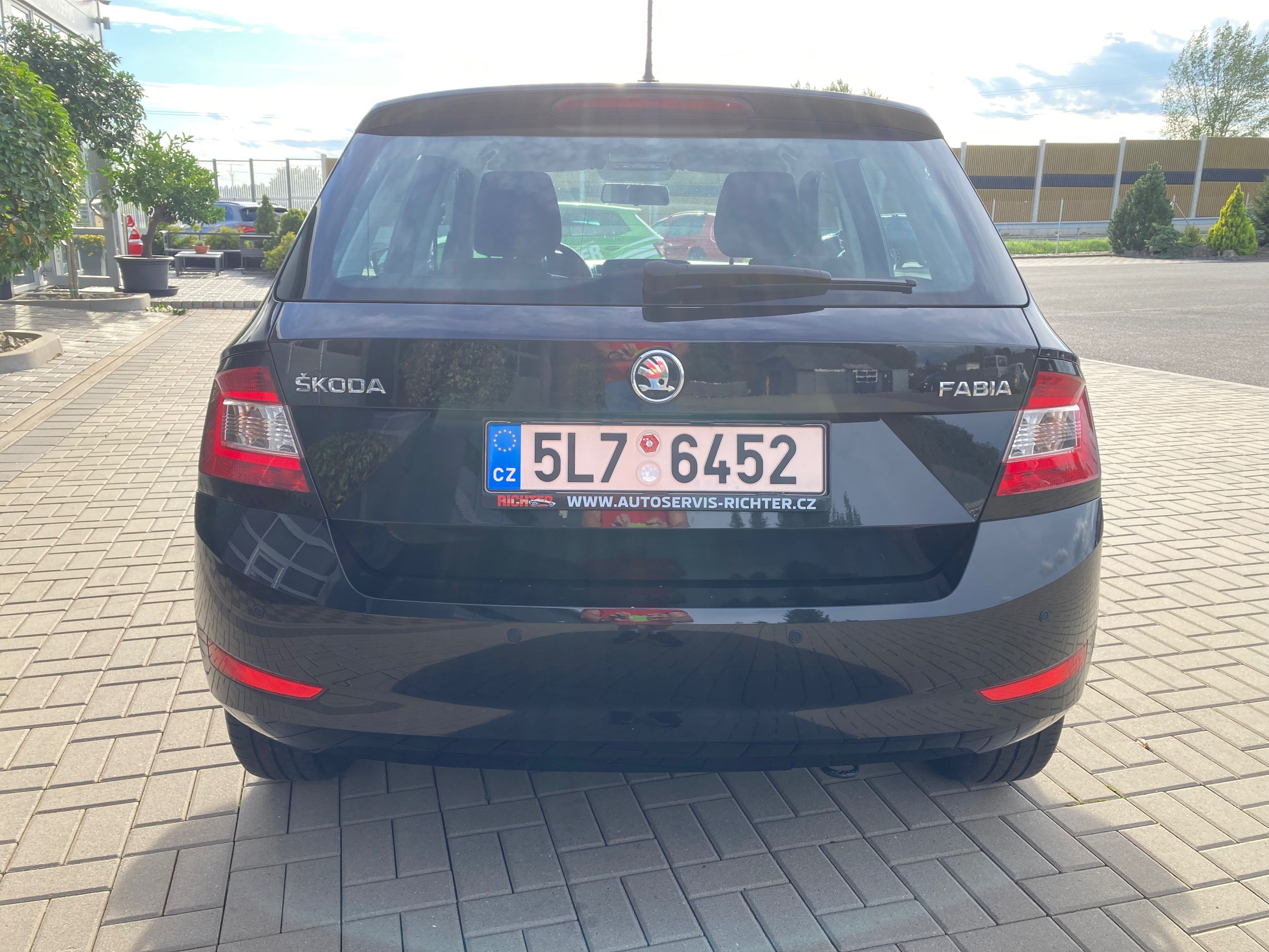 Škoda Fabia, 1.0 TSI 70kw Ambition - fotka 5