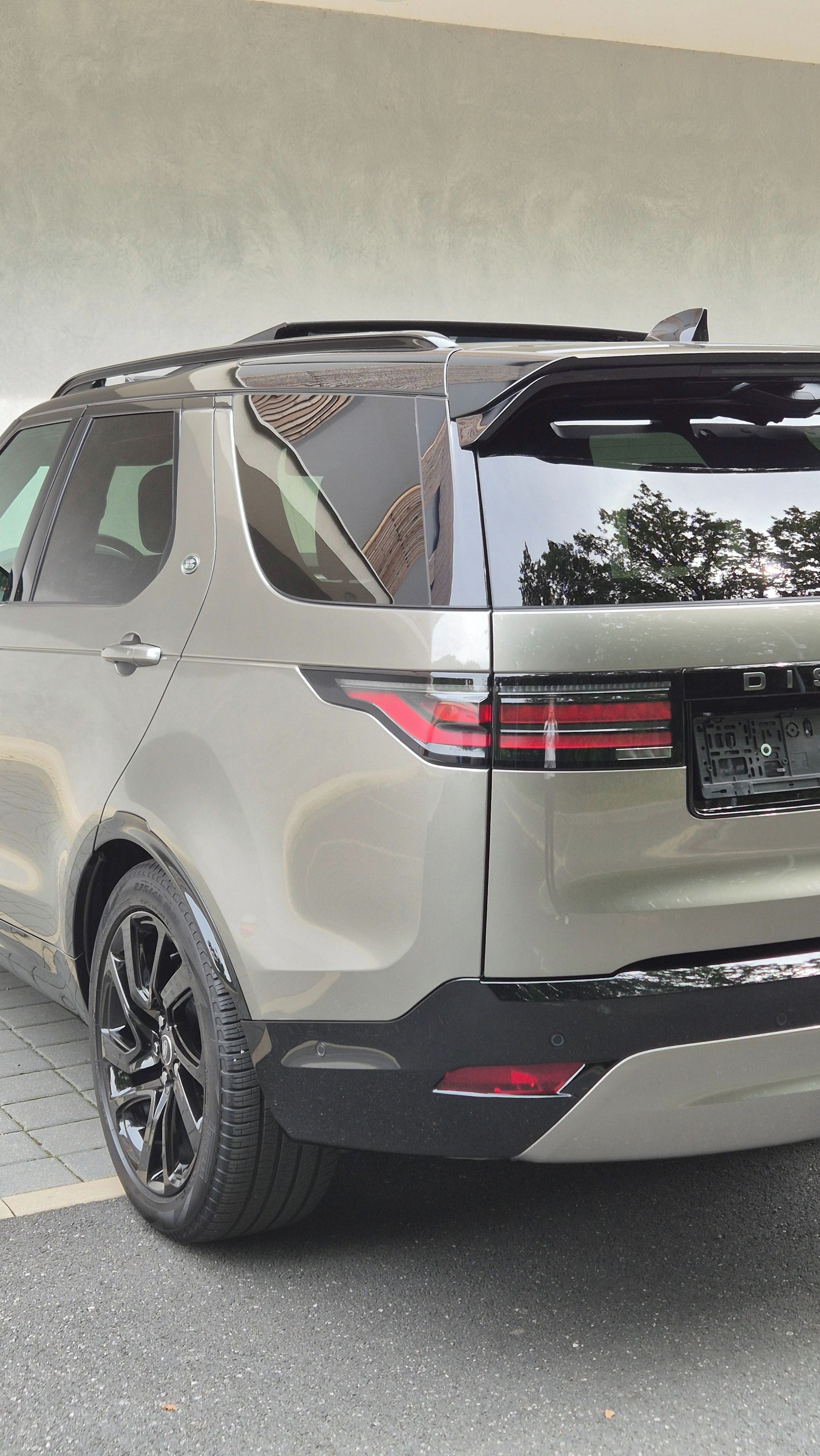 Land Rover Discovery, 3.0 D350 DYNAMIC AWD - fotka 5