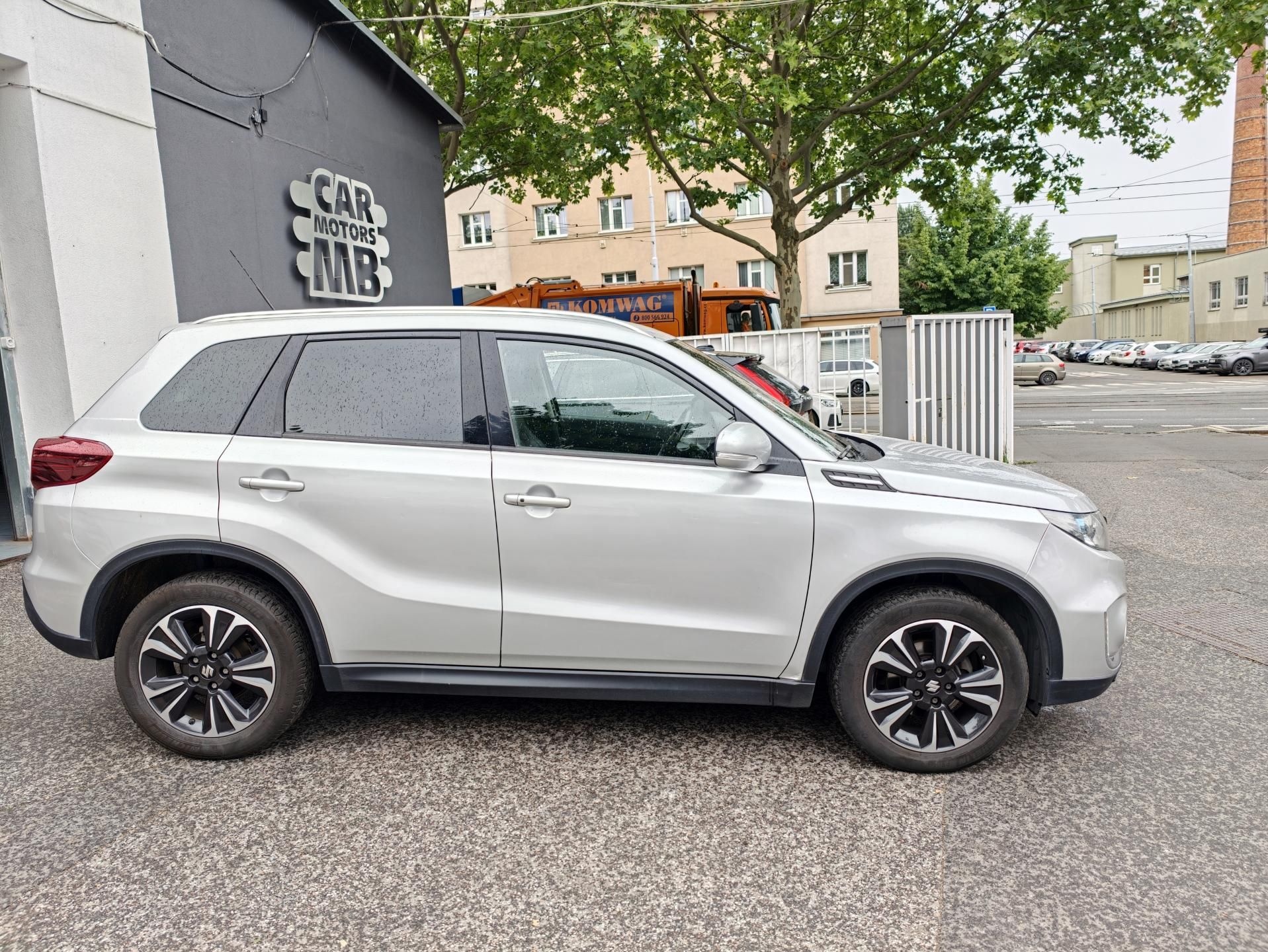 Suzuki Vitara, 1,4T Aut. Elegance 4x4 - fotka 5