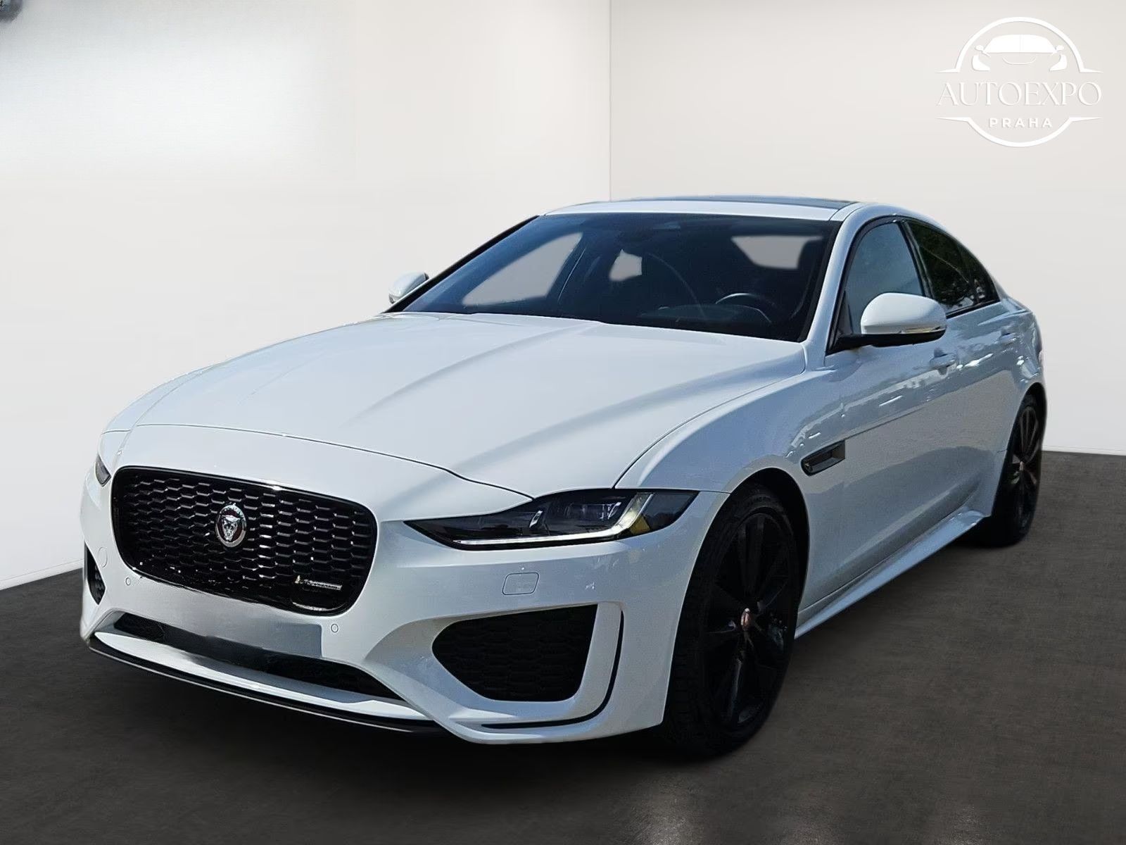 Jaguar XE, P250 R-Dynamic HSE*Matrix-LED