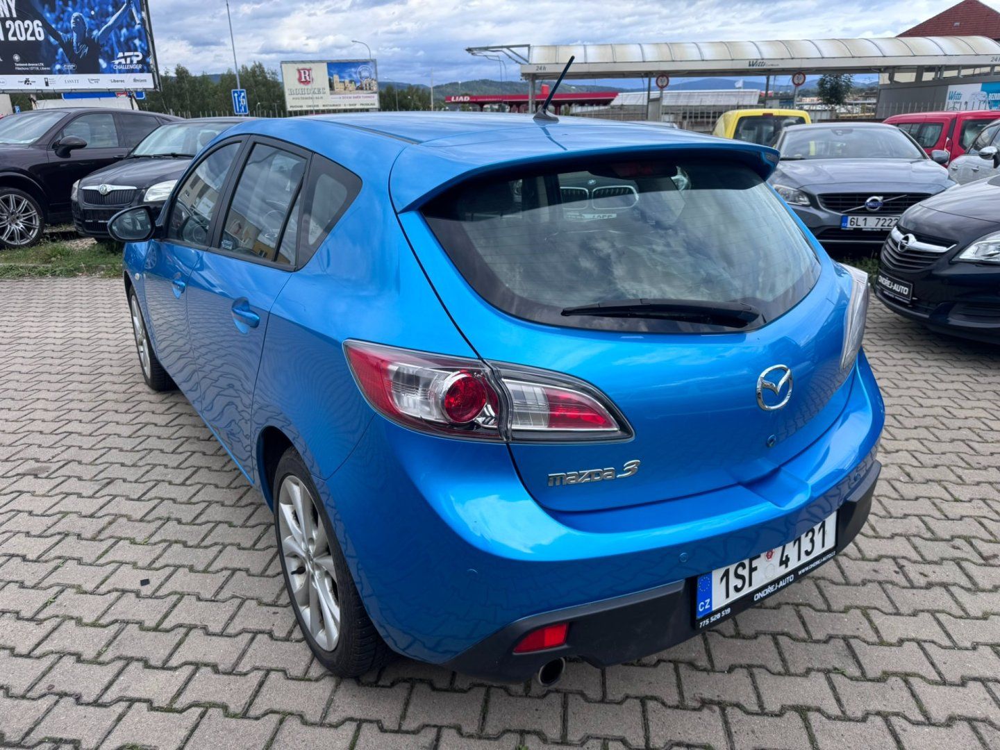 Mazda 3, AUTOMAT 2,0i 110KW 2X PNEU STK - fotka 4