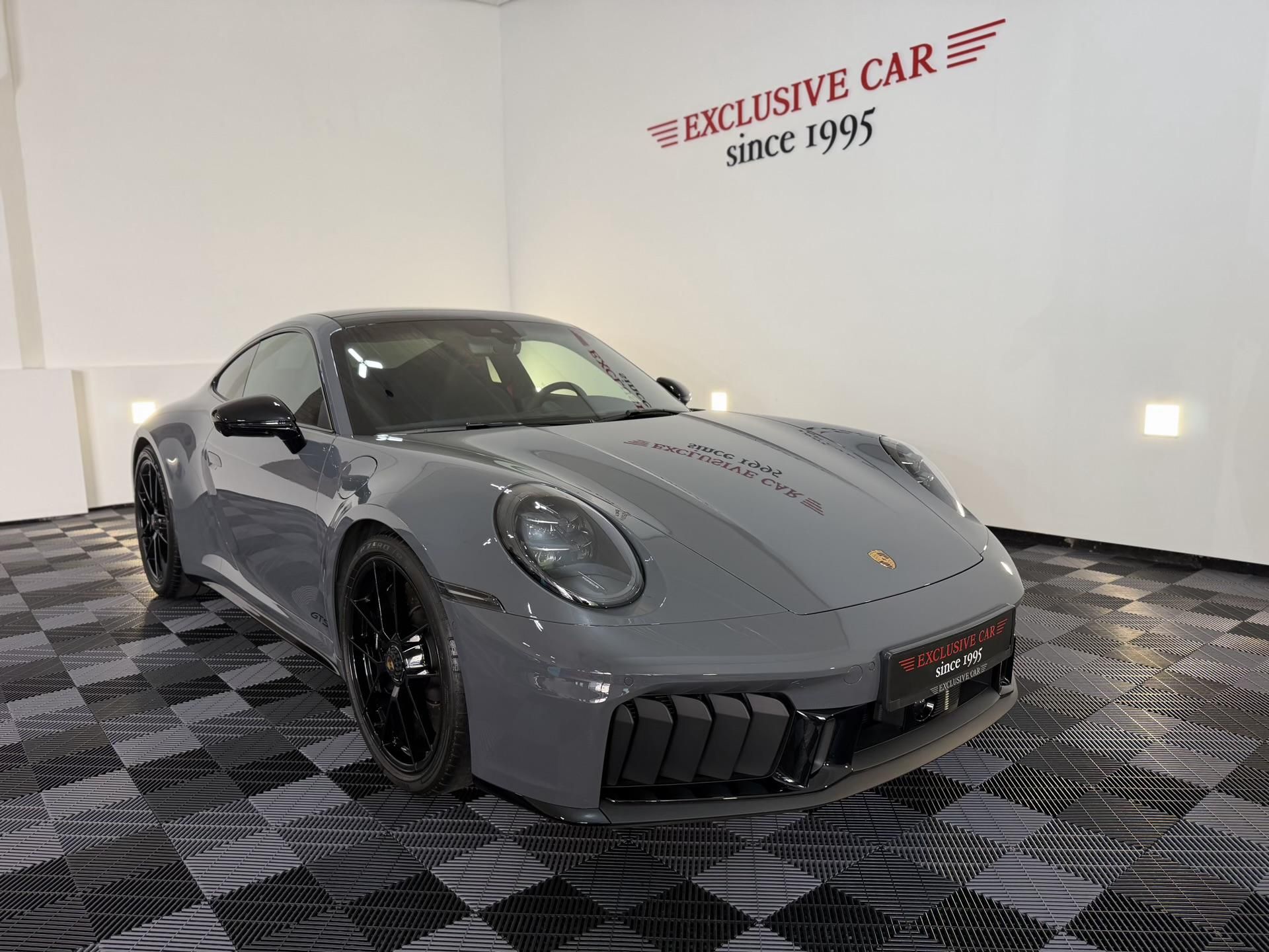 Porsche 911, Carrera 4 GTS PDK TOP - fotka 2