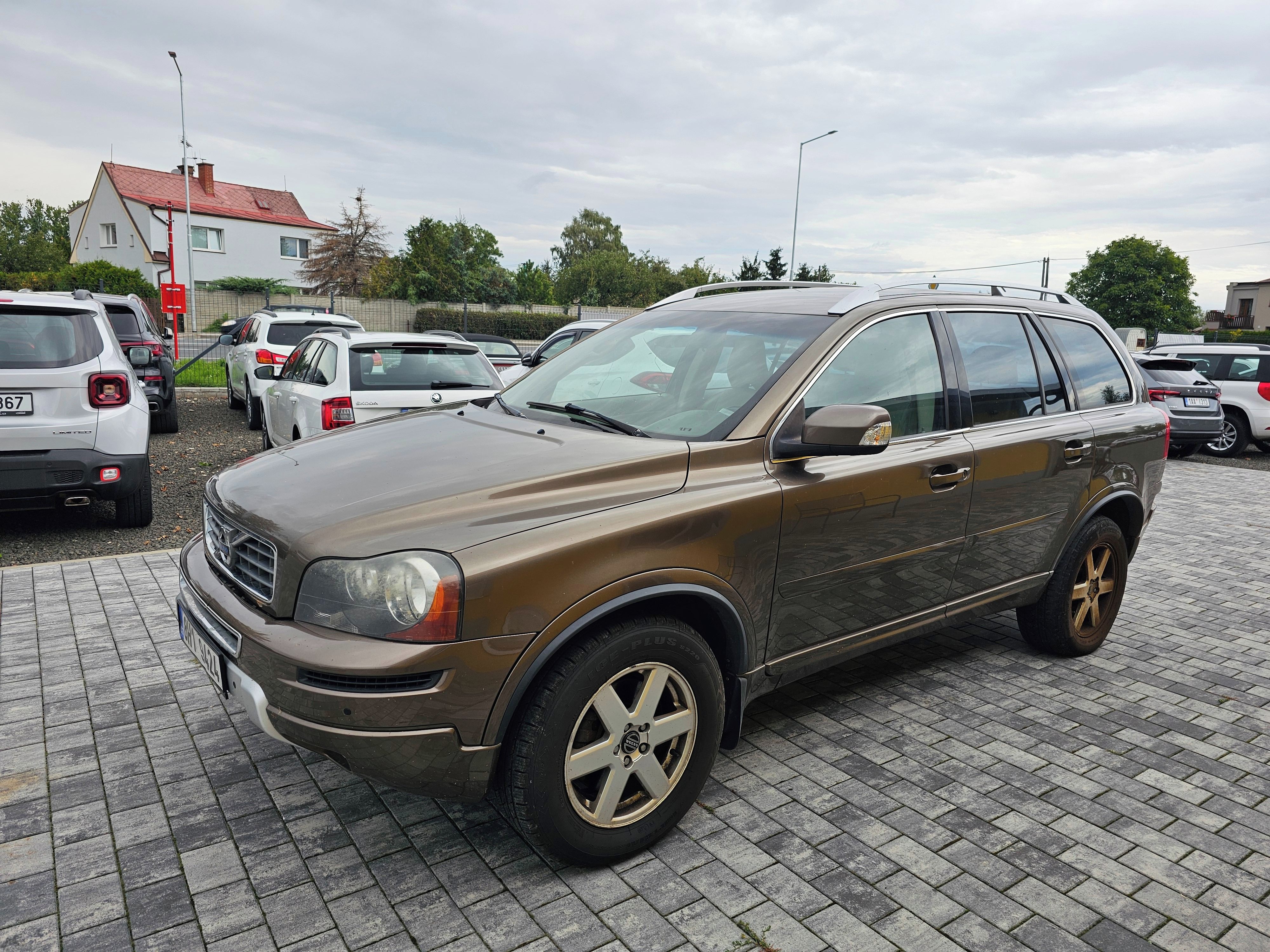 Volvo XC90, D5 AWD 2,4 147kW, 7 míst - fotka 4