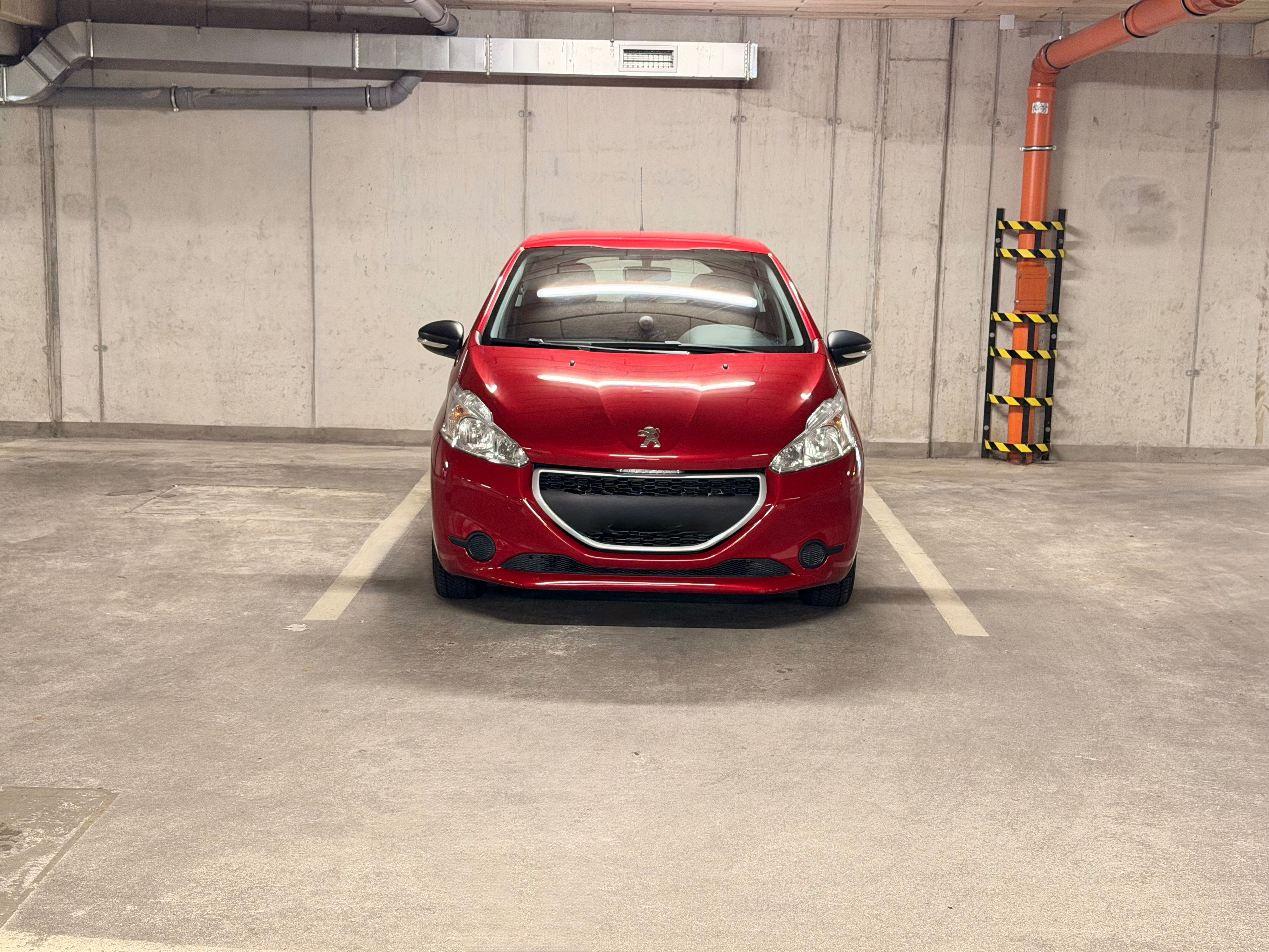Peugeot 208, 1.0VTi 37 547km Servis Peugeot - fotka 2