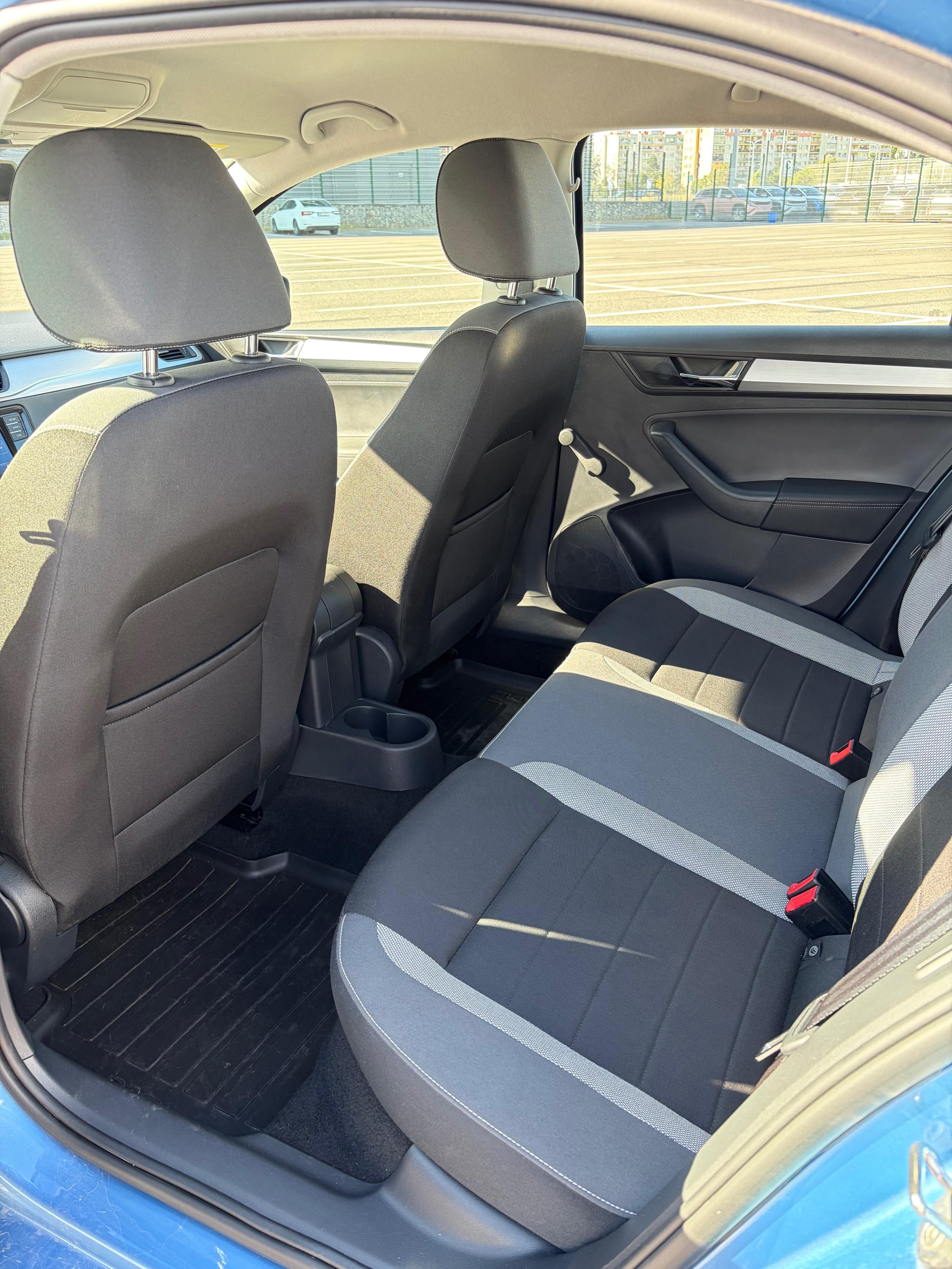 Škoda Rapid, Skoda Rapid 1.0TSi Ambition - fotka 5
