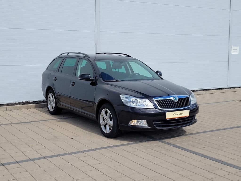 Škoda Octavia, Ambiente 1.4 TSI 90 kW - fotka 3