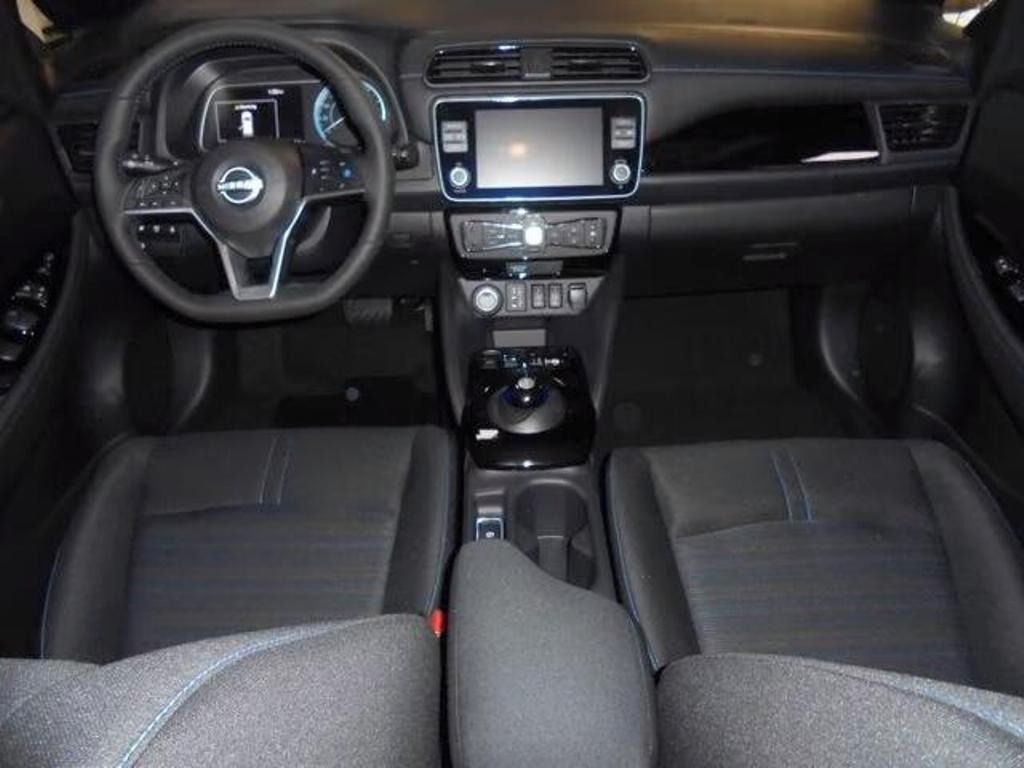 Nissan LEAF, N-CONNECTA 110KW*360° kamera - fotka 5