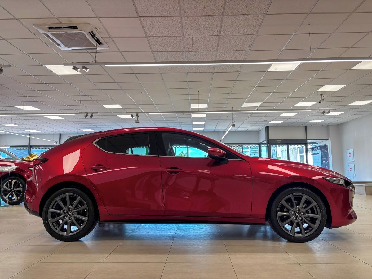 Mazda 3, 2026 Takumi 2,5L G140 - fotka 5