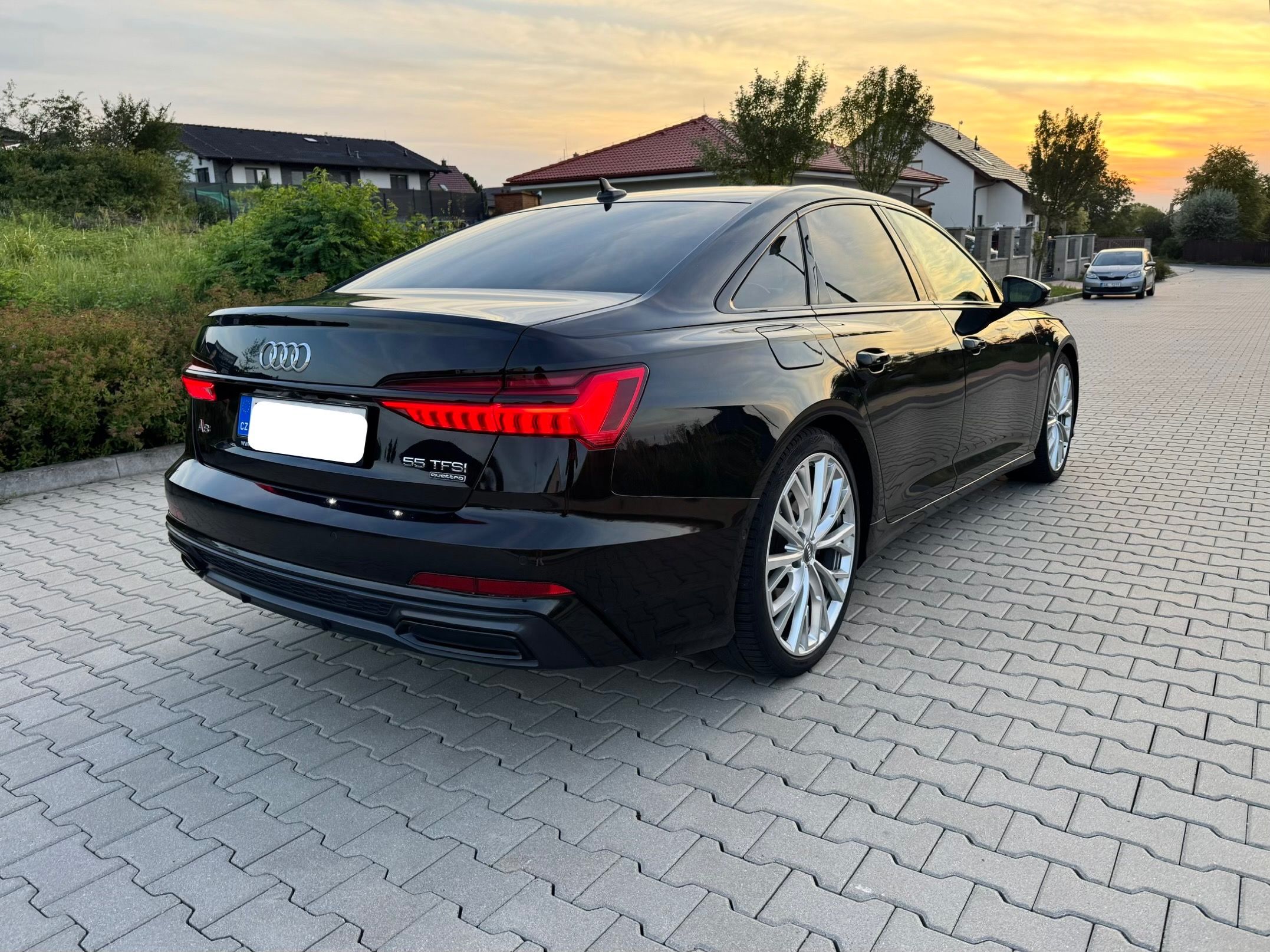 Audi A6, 55TFSI 250 kW,S Line,Webasto - fotka 4