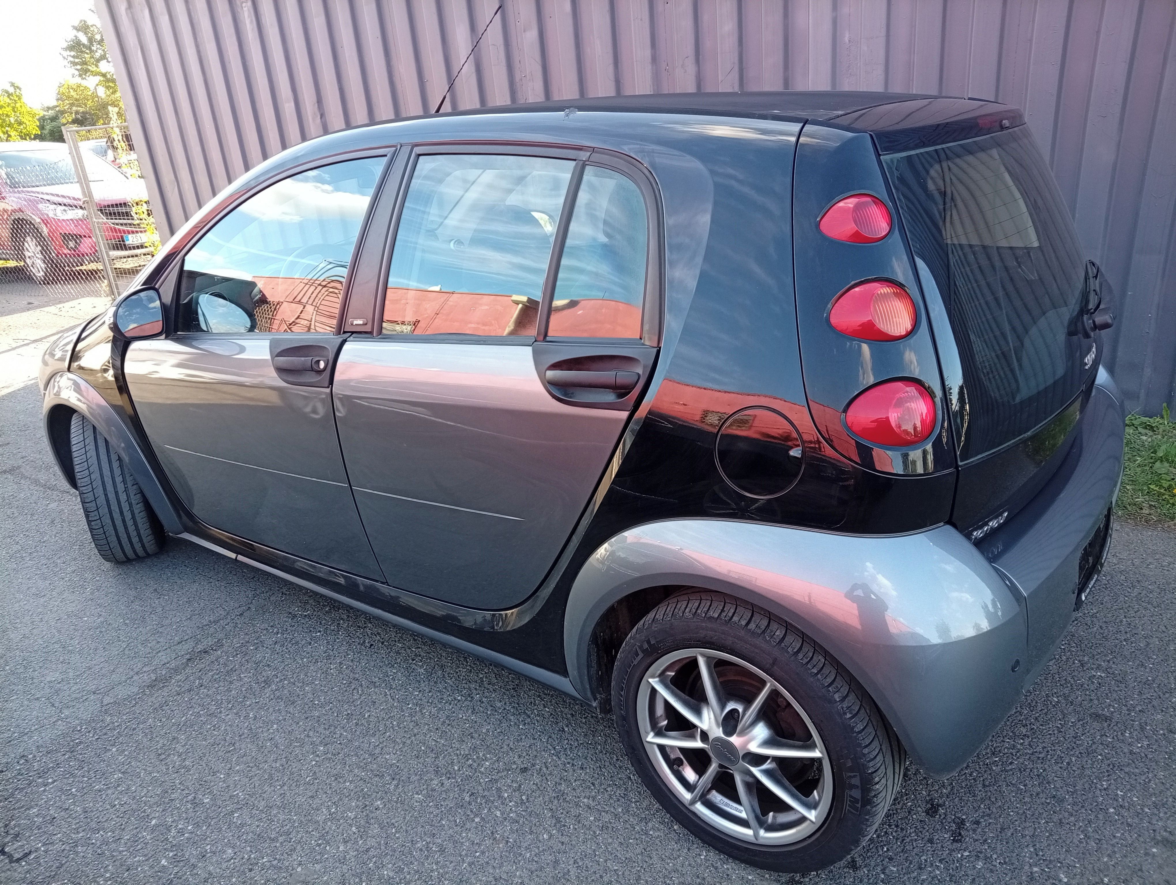 Smart Forfour, 1.2 pěkný stav úsporný - fotka 3