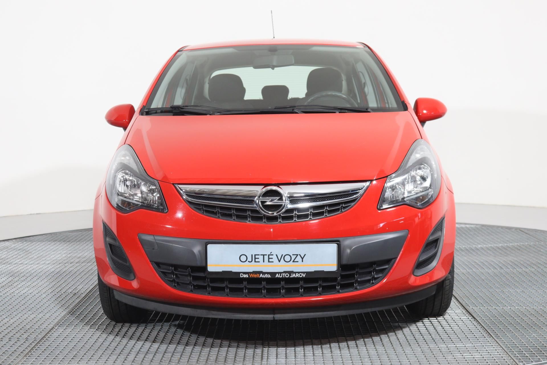 Opel Corsa, 1,2i 63 kW - fotka 4