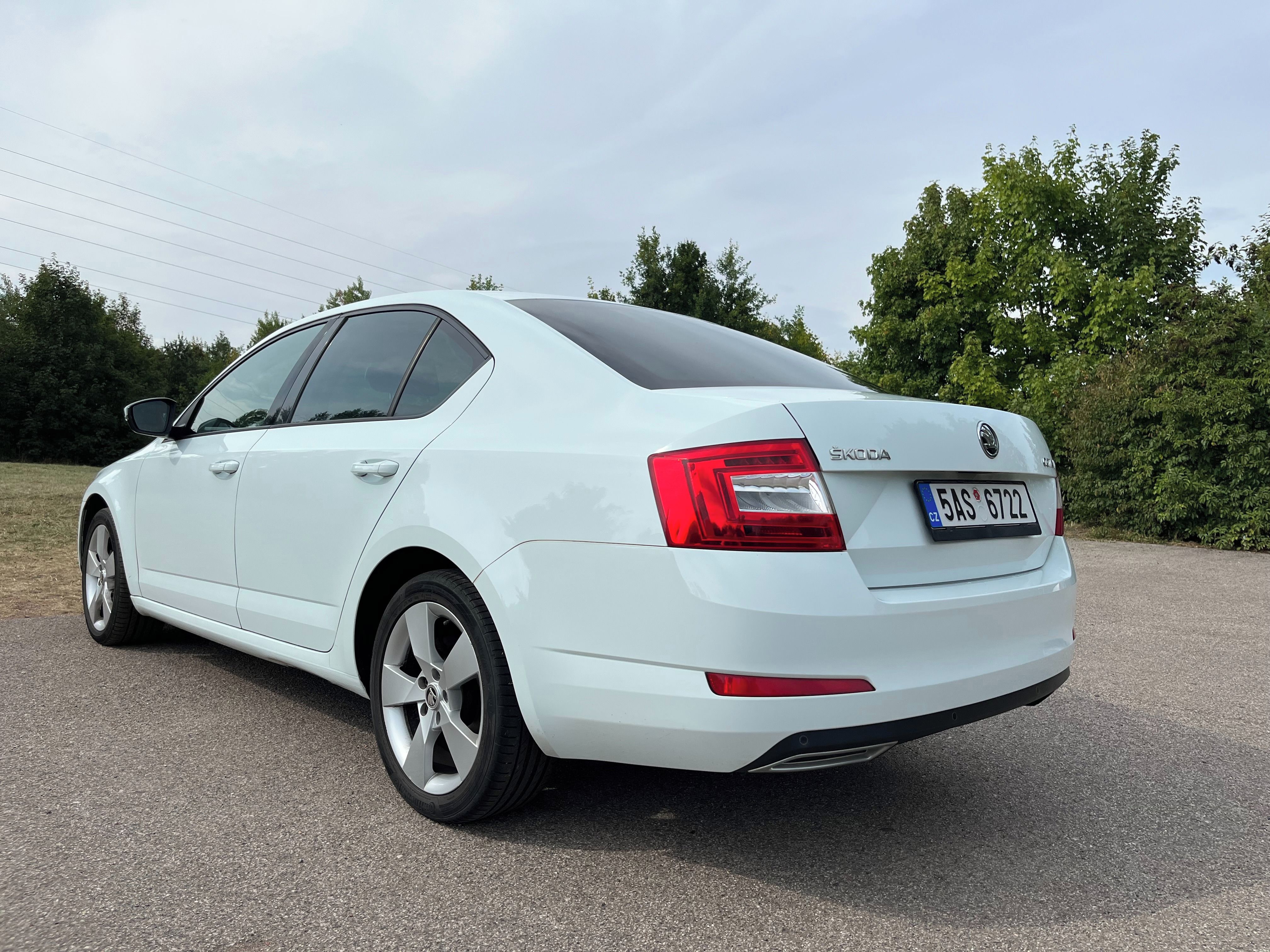 Škoda Octavia, 2,0TDI, STYLE, Xenon - fotka 4