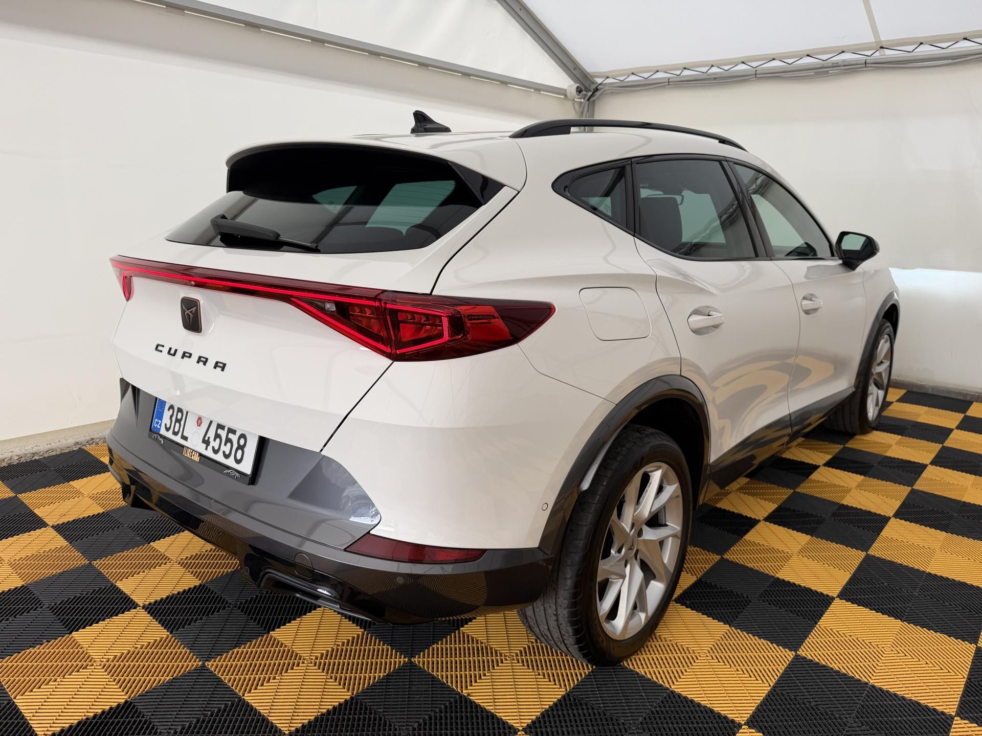 Cupra Formentor, 1.5Tsi*CZ*DPH*1-MAJ*ZARUKA* - fotka 5