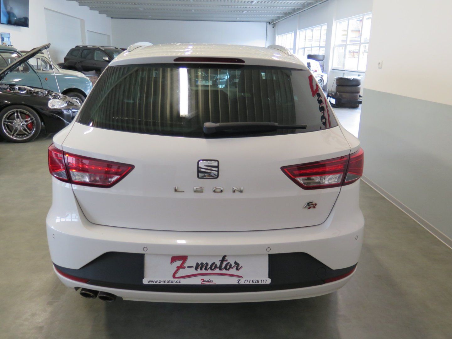 Seat Leon, 2.0TDI FR,klima,navi,servis - fotka 3
