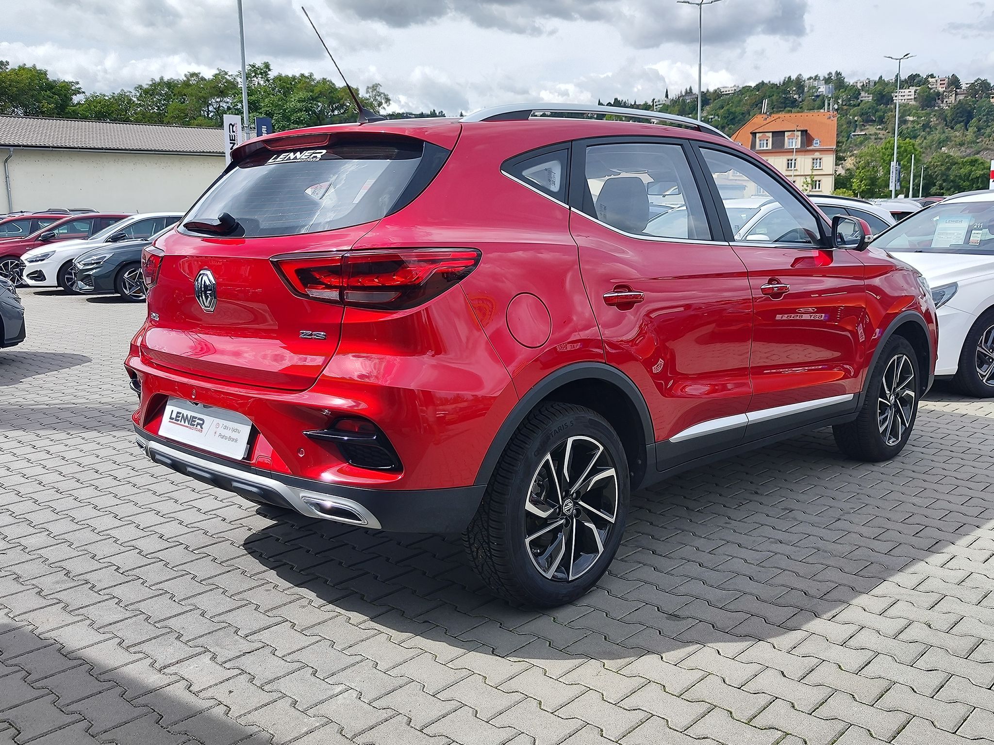 MG ZS, 1.0 TGI/82kW Exclusive AT - fotka 5