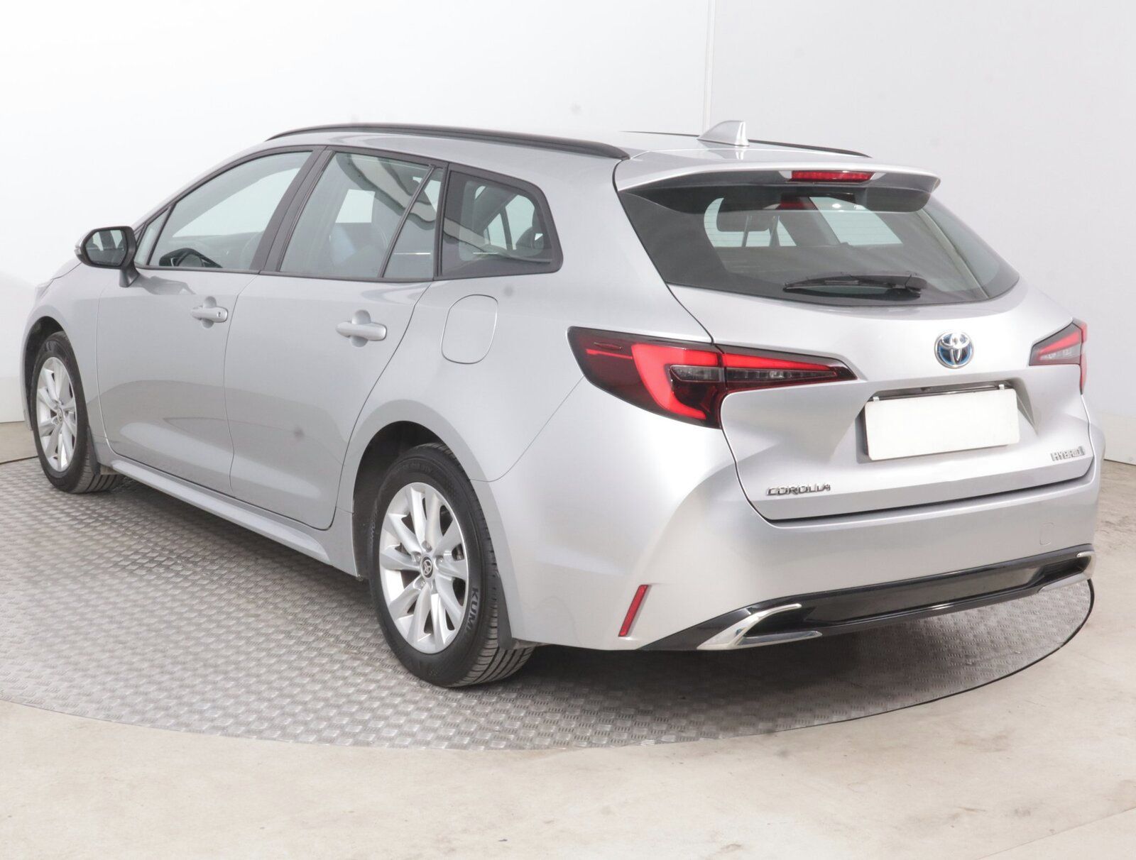 Toyota Corolla, 2.0 Hybrid, Automat - fotka 4
