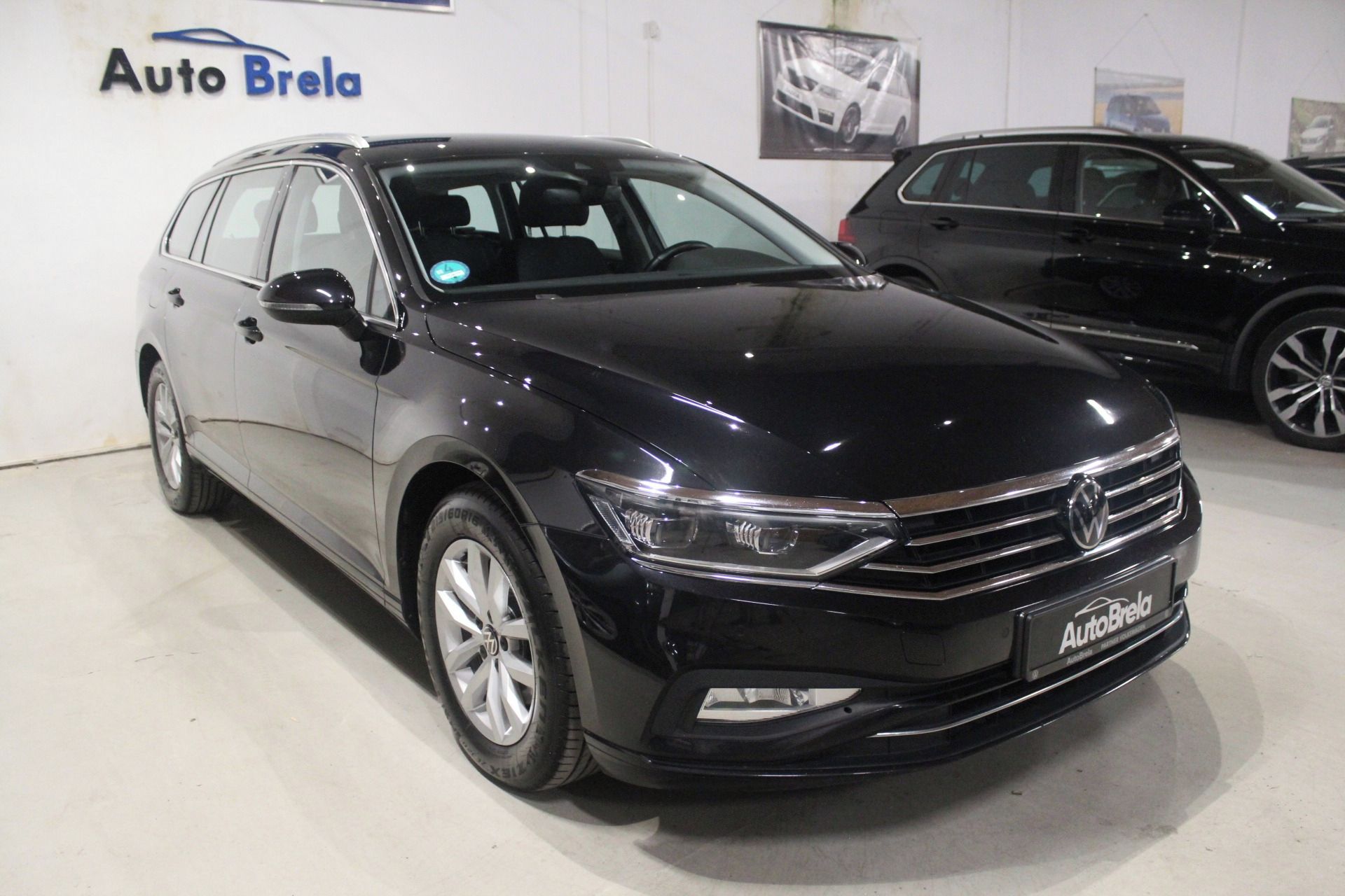 Volkswagen Passat, manuál 2023 110kW Displey Tažn