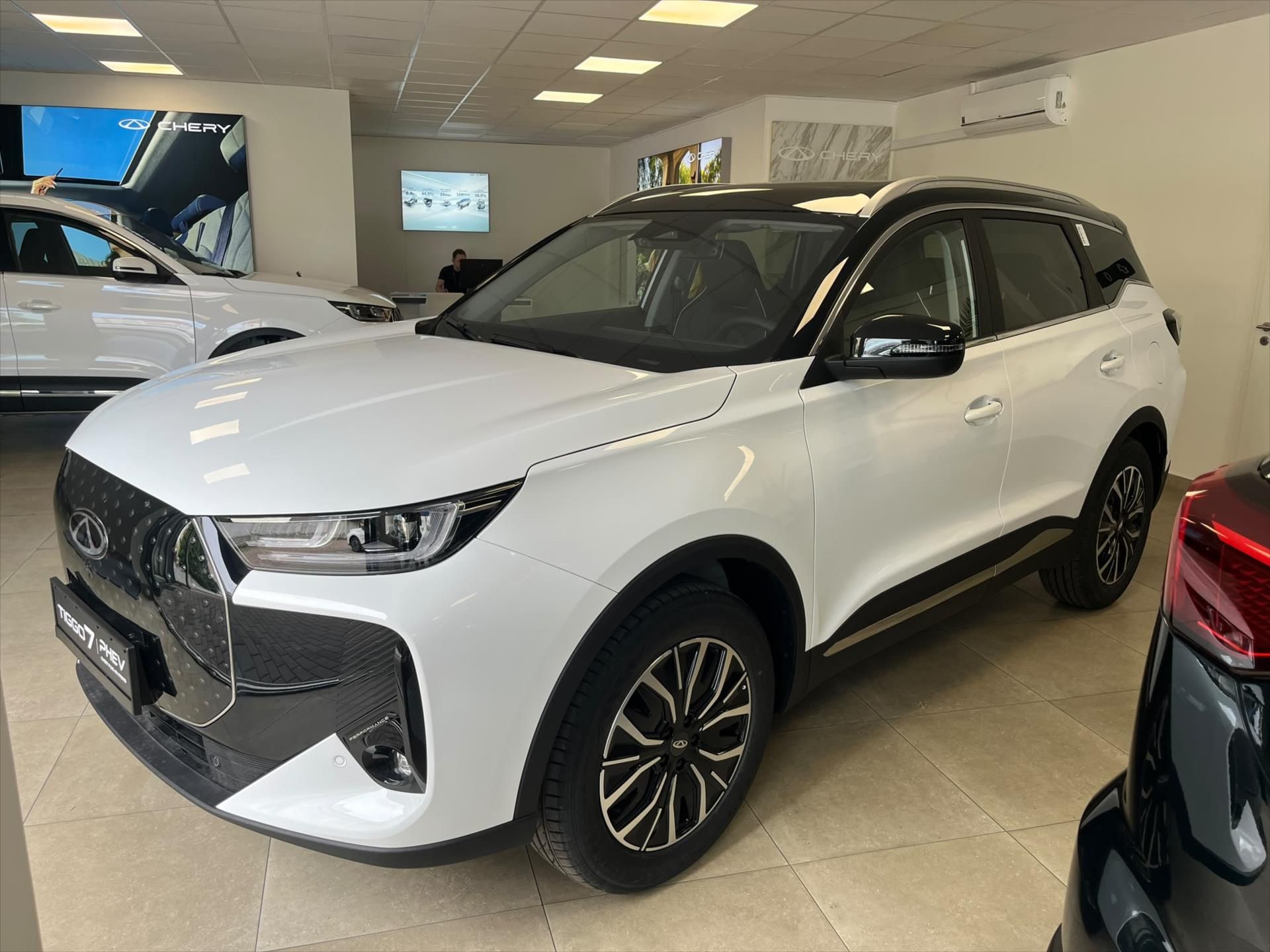 Chery Tiggo 7 PHEV, 1,5   Unique - fotka 3
