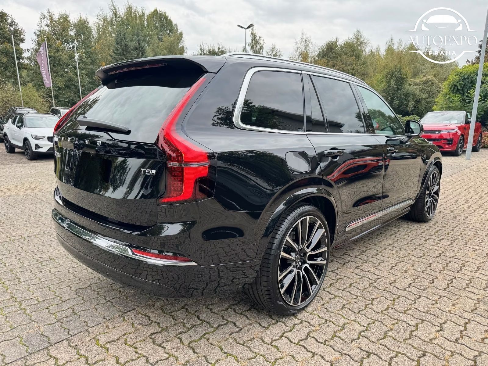 Volvo XC90, T8 AWD ULTRA BRIGHT*7MÍST - fotka 4