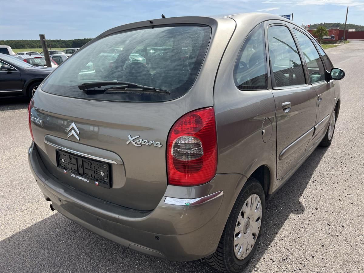 Citroën Xsara Picasso, 1,6 i KLIMA ROZVODY STk 8/28 - fotka 6