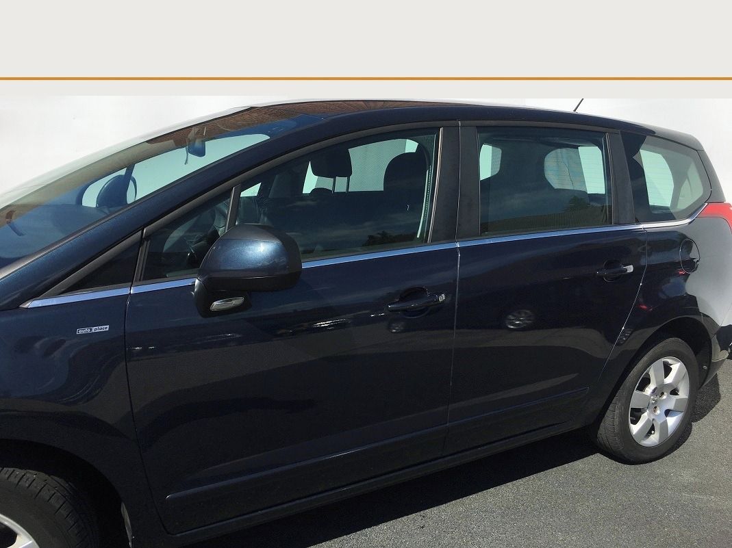 Peugeot 5008, 1.6T 115kW 7míst TOP STAV - fotka 3