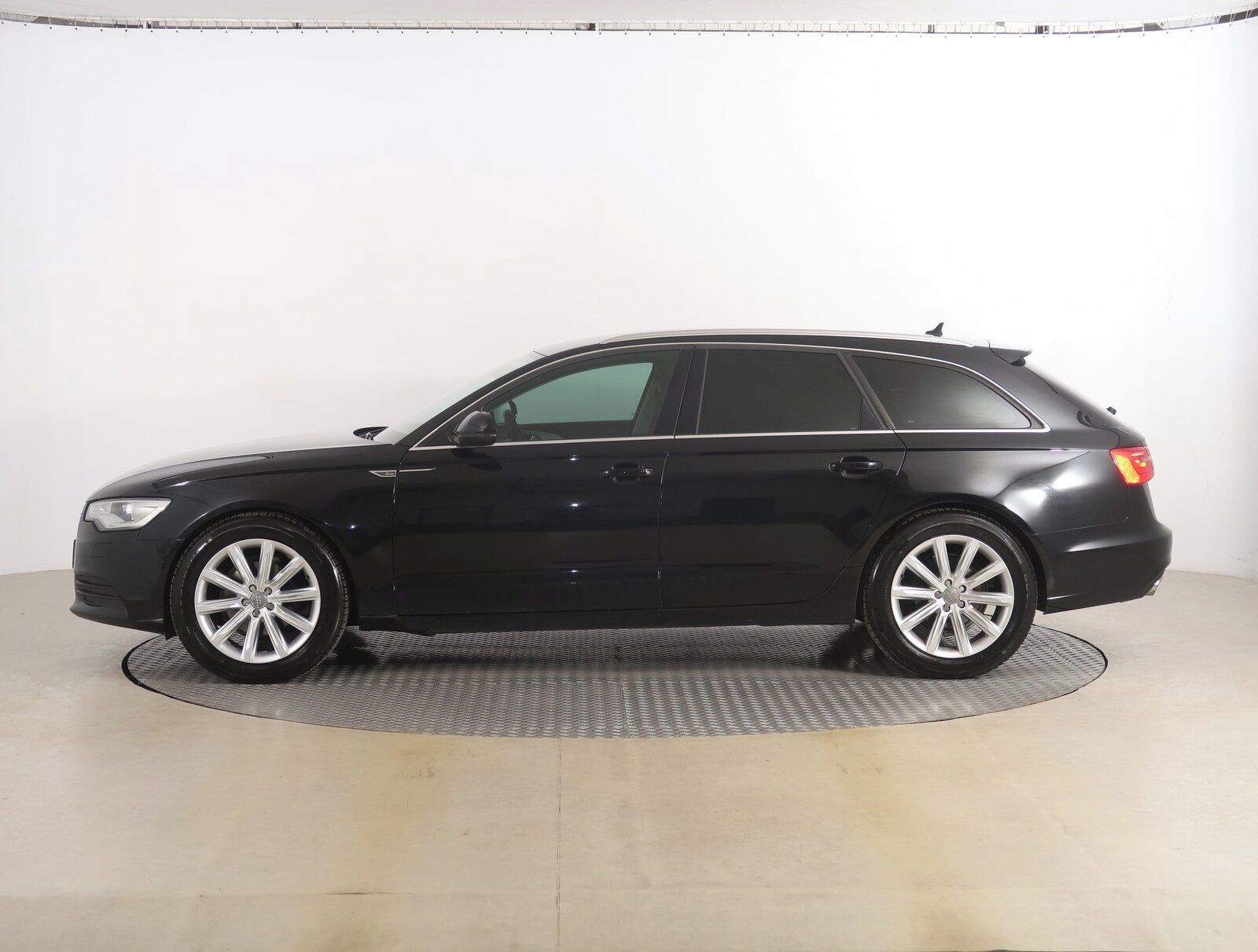 Audi A6, 3.0 TDI, 4X4, Automat - fotka 3