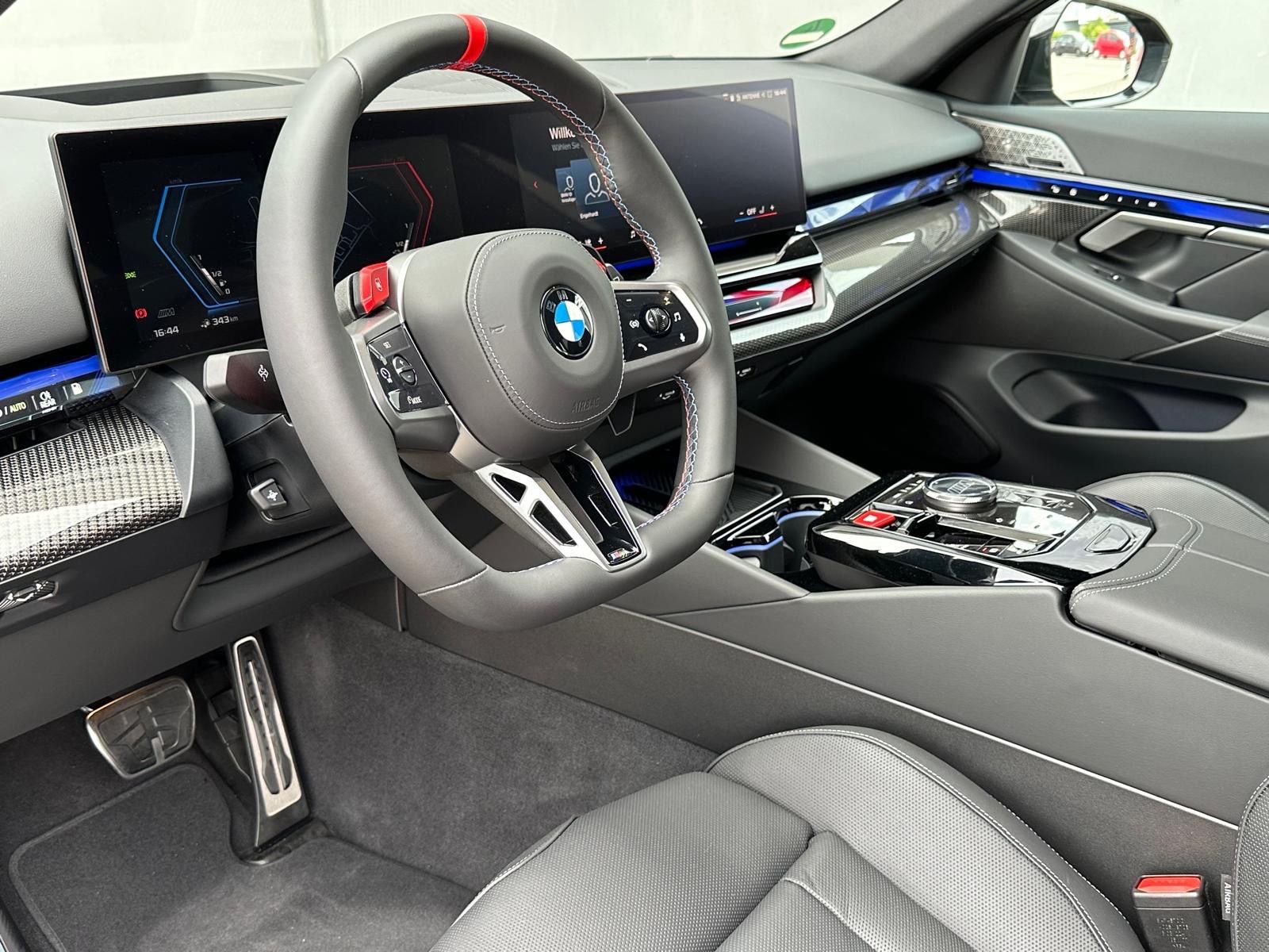 BMW M5, STAV NOVÉHO-ZÁRUKA-DPH-SKLADEM - fotka 5