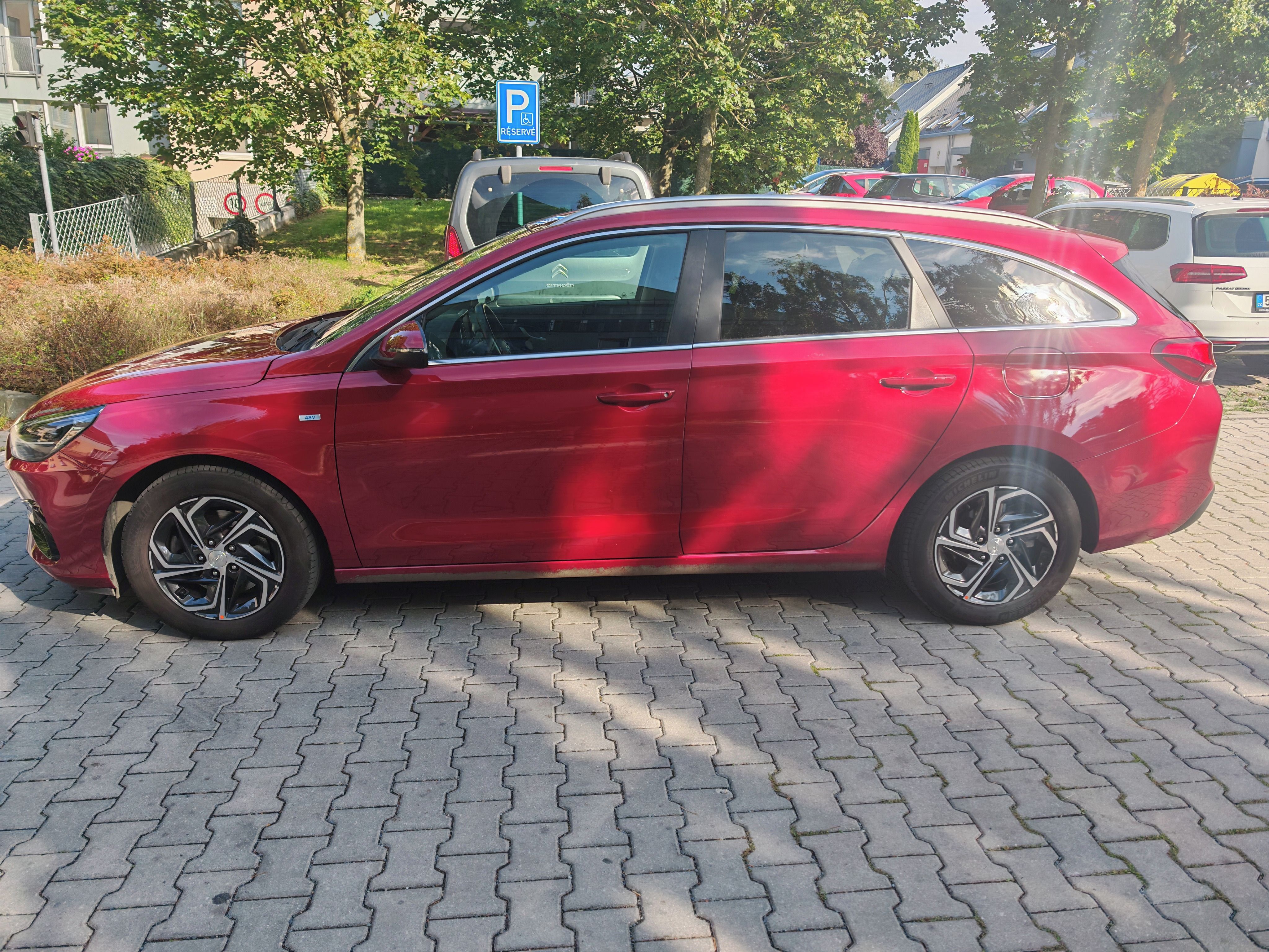 Hyundai i30, Hyundai i30 kombi 1.5 T-GDi - fotka 5