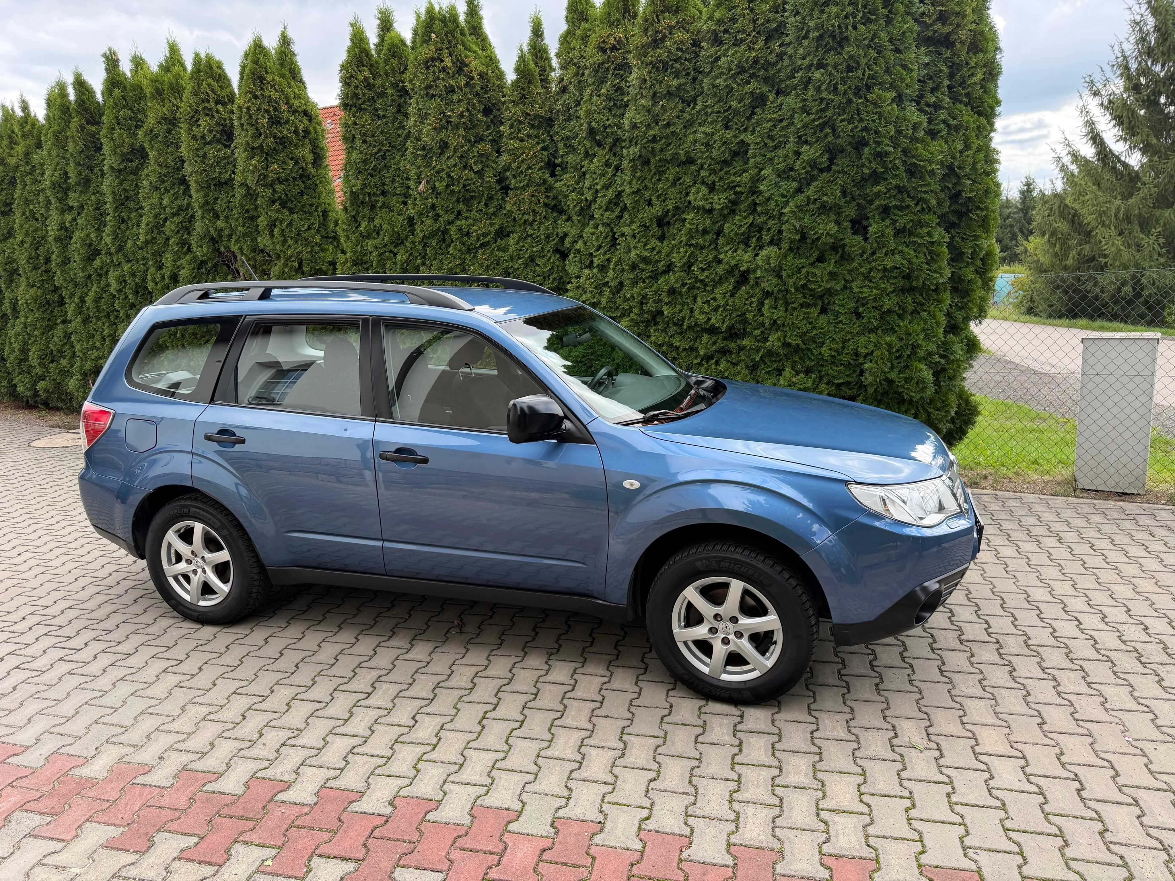 Subaru Forester, 2,0i /110 Kw 4x4 , 1 Majitel - fotka 2