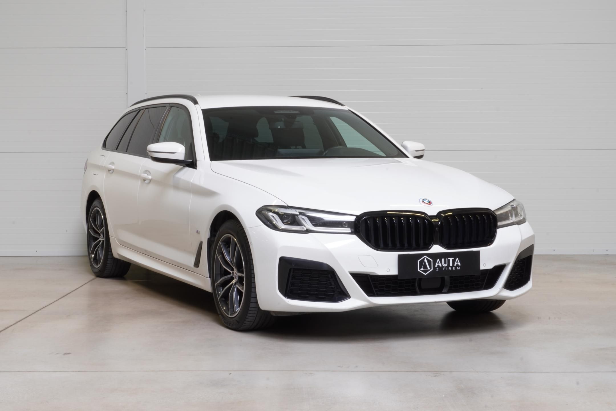 BMW Řada 5, 4x4,TAŽNÉ,DPH,ČR,Adaptiv LED - fotka 3