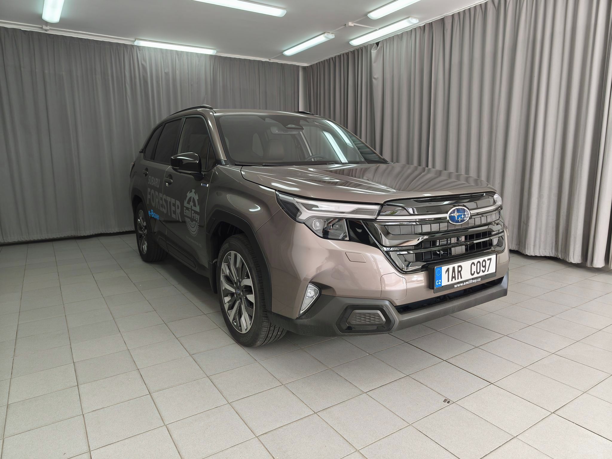 Subaru Forester, Touring  4X4 AWD - fotka 3