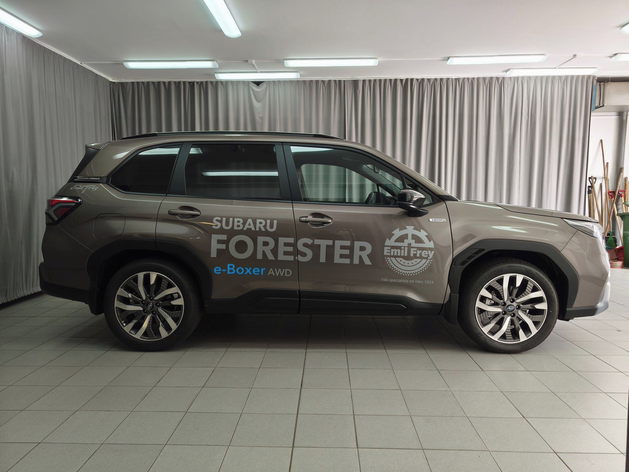 Subaru Forester, Touring  4X4 AWD - fotka 4