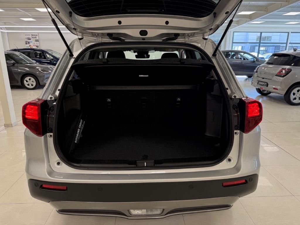 Suzuki Vitara, PREMIUM 1,4  A/T 4x2 10/26 - fotka 4