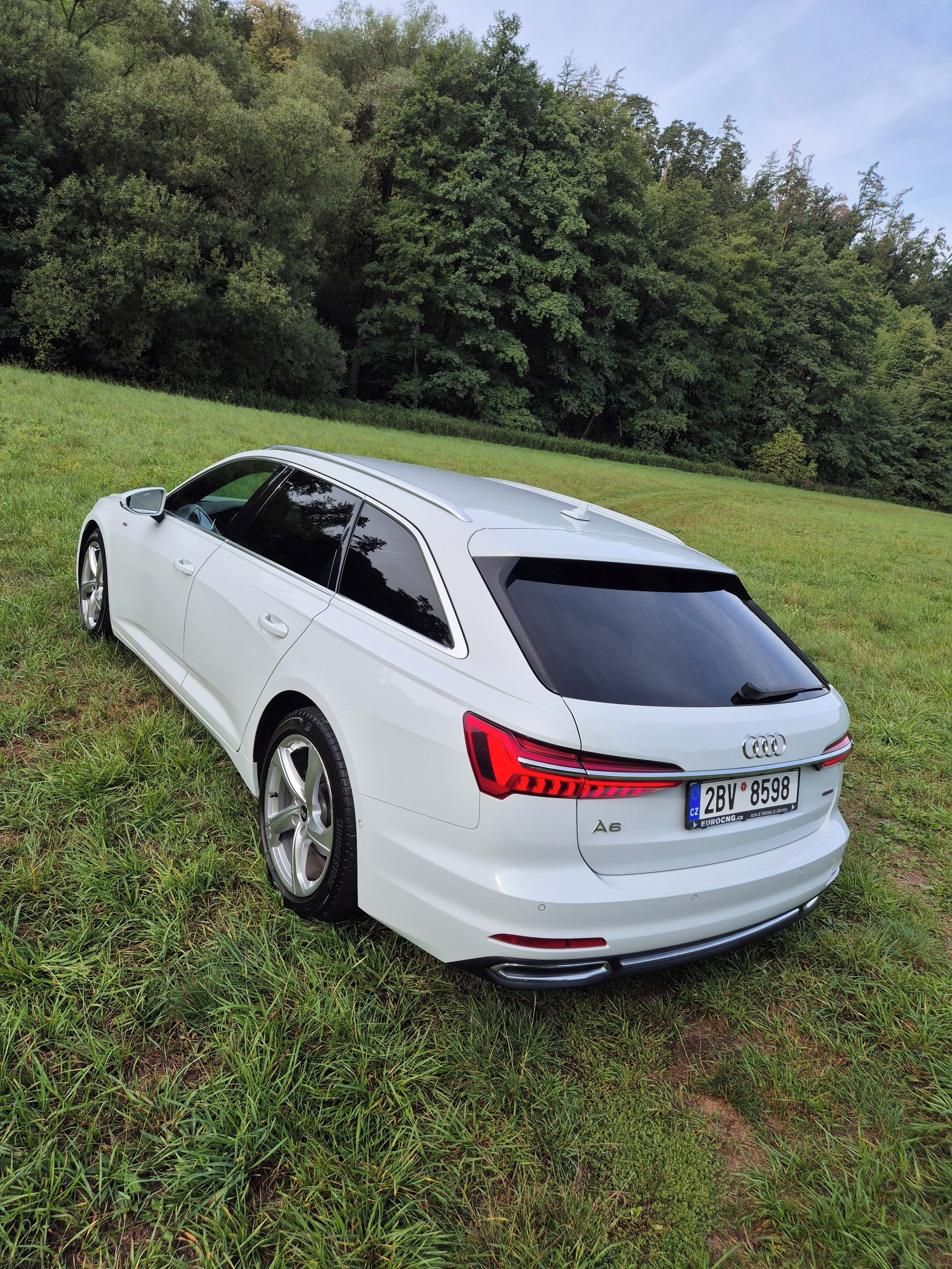 Audi A6 Avant, Audi A6 Avant 40 TDI quattro - fotka 4