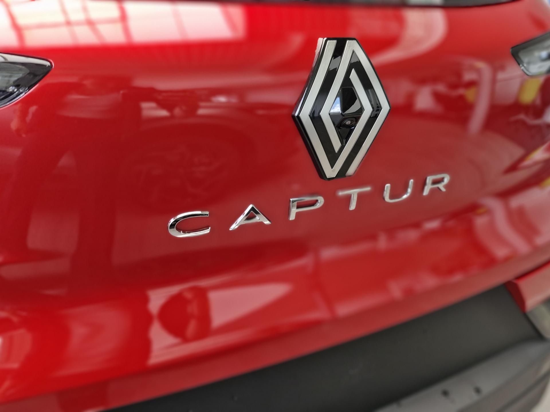 Renault Captur, techno TCe 115 - fotka 6